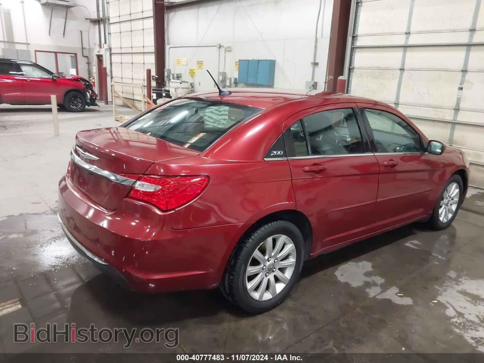 2013 CHRYSLER 200 - VIN: 1C3CCBBB2DN639802 - Фото 4