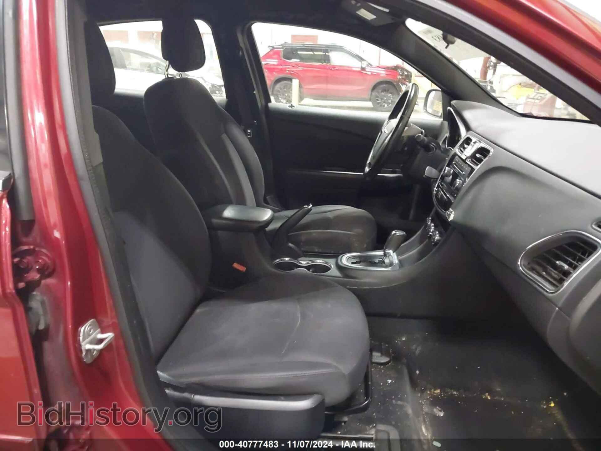 2013 CHRYSLER 200 - VIN: 1C3CCBBB2DN639802 - Фото 5