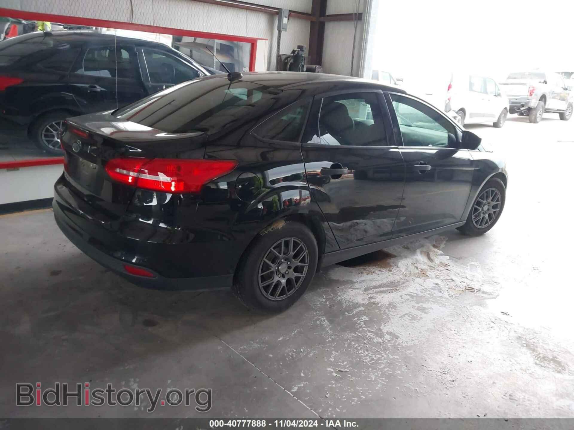 2017 FORD FOCUS - VIN: 1FADP3E25HL307527 - Фото 4