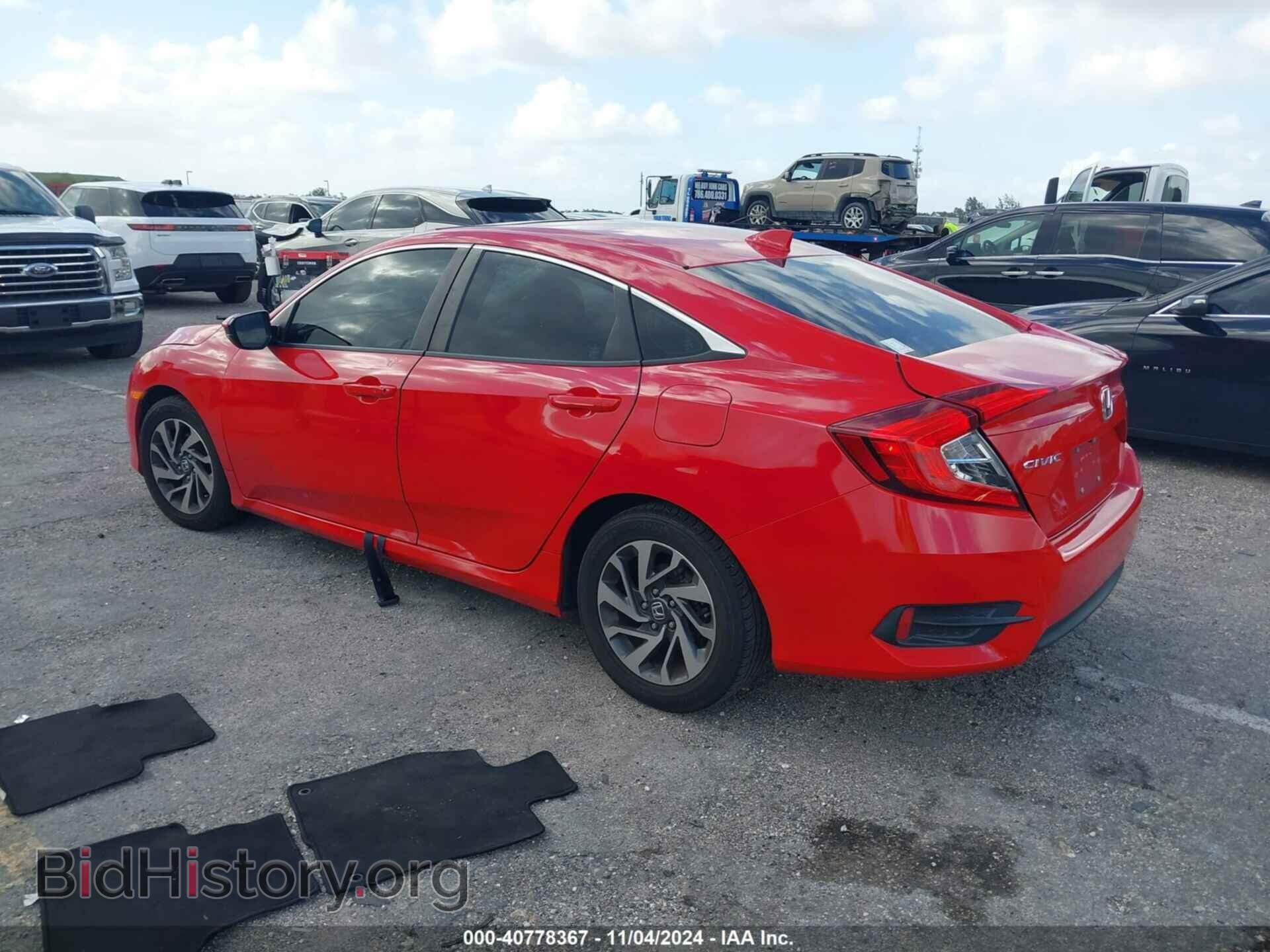 2018 HONDA CIVIC - VIN: 2HGFC2F72JH580335 - Фото 3