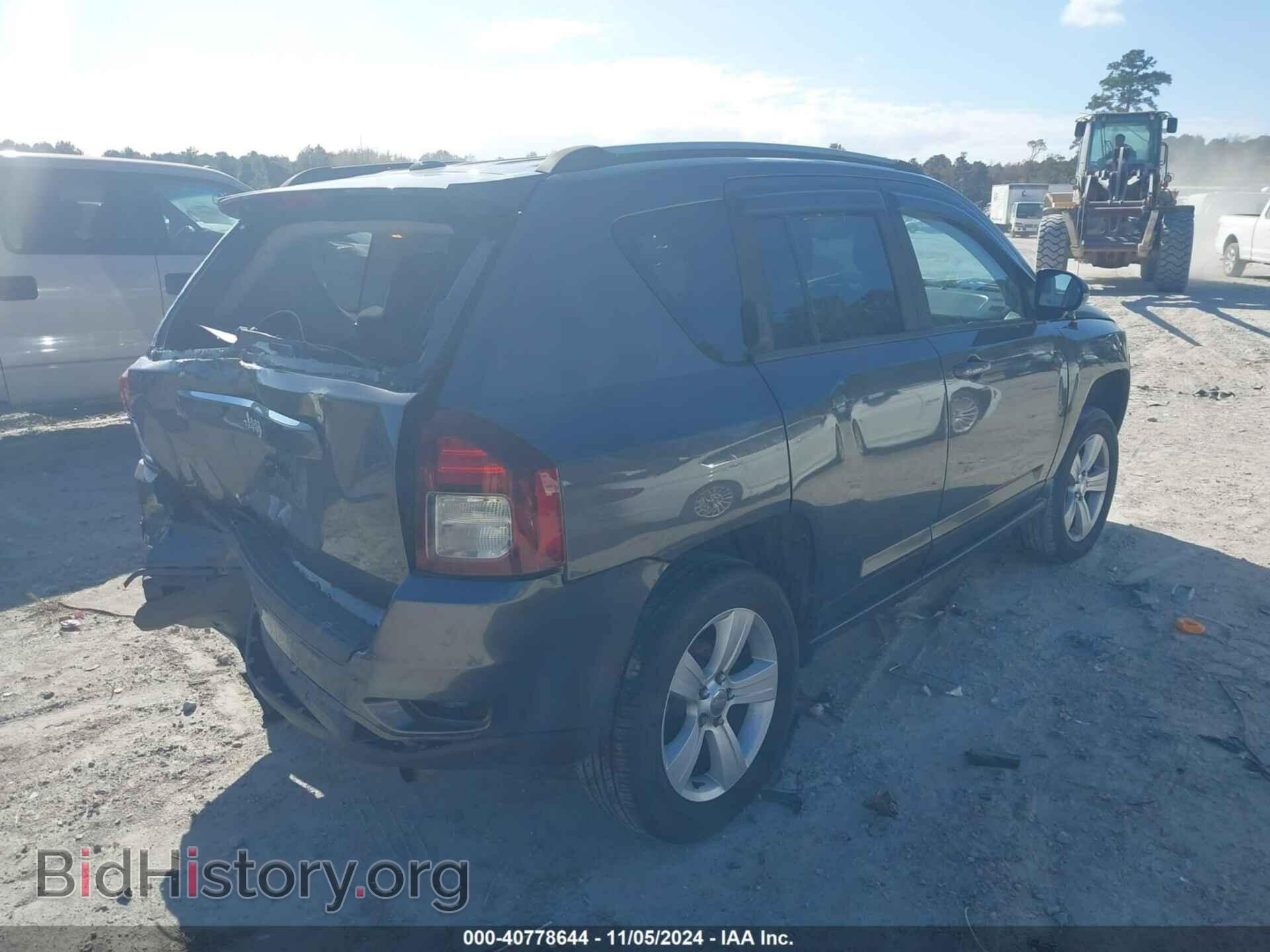 2016 JEEP COMPASS - VIN: 1C4NJDBB0GD521585 - Photo 4