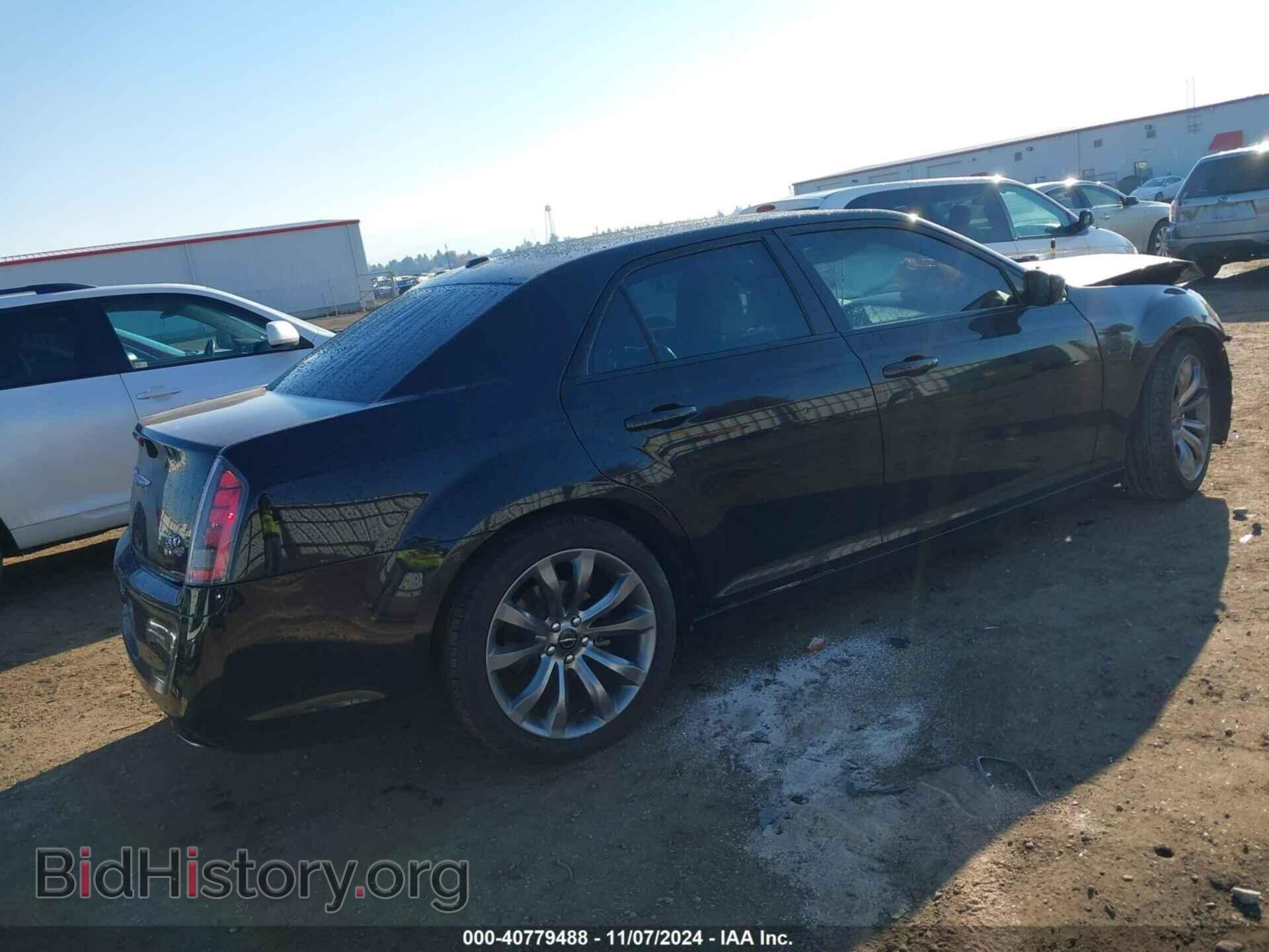 2014 CHRYSLER 300 - VIN: 2C3CCABG1EH292687 - Фото 4