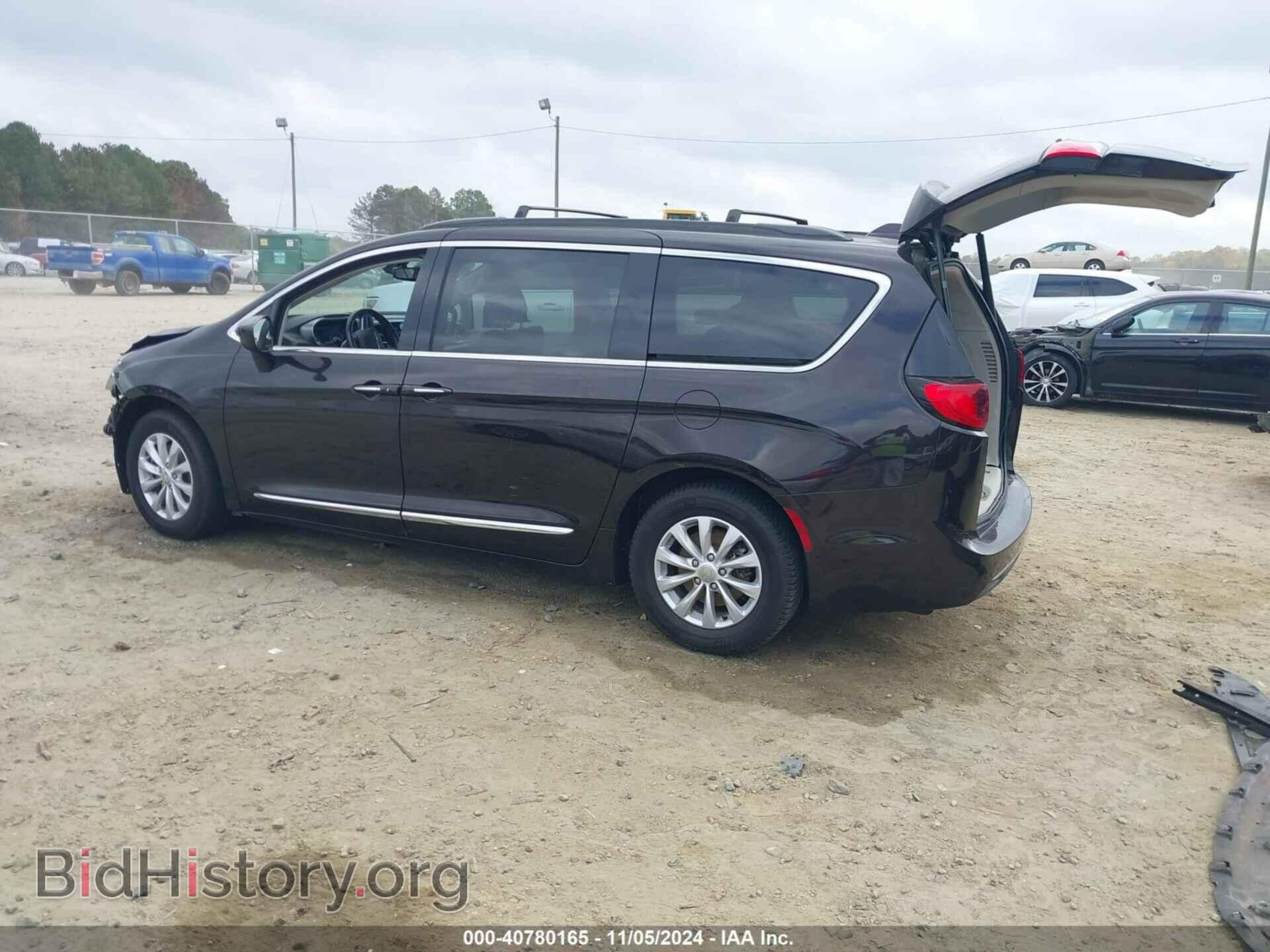 2017 CHRYSLER PACIFICA - VIN: 2C4RC1BG0HR526760 - Фото 3