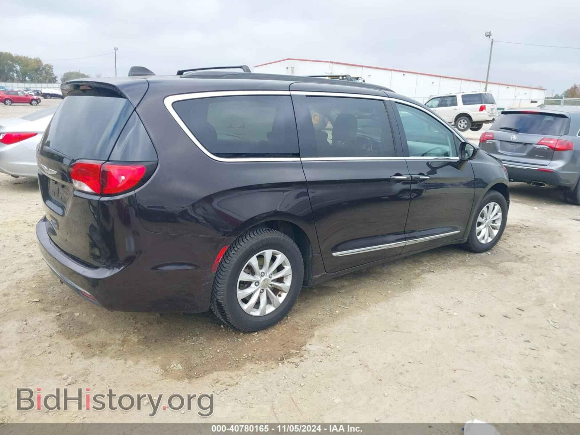 2017 CHRYSLER PACIFICA - VIN: 2C4RC1BG0HR526760 - Фото 4