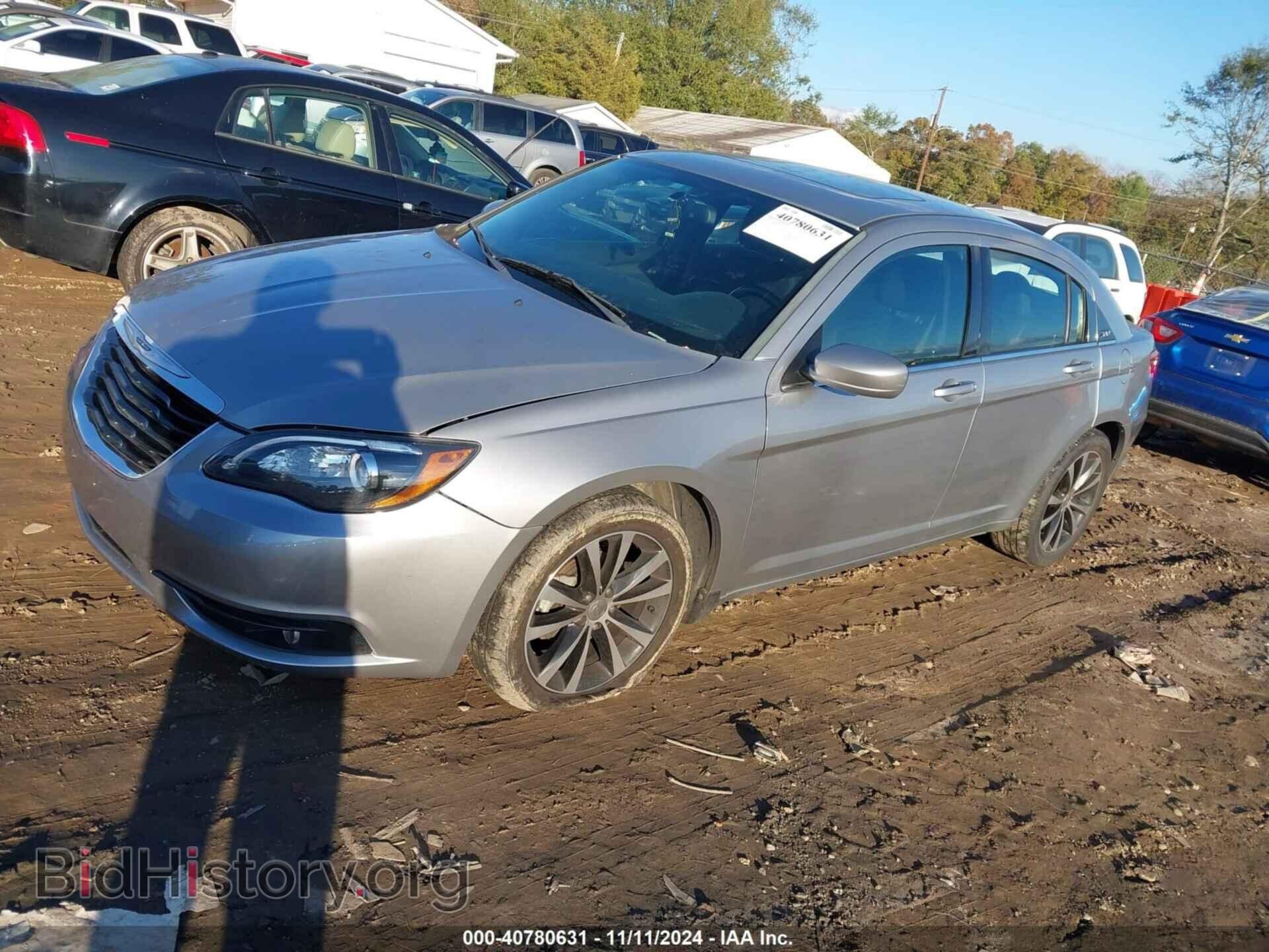 2014 CHRYSLER 200 - VIN: 1C3CCBBB9EN112115 - Фото 2