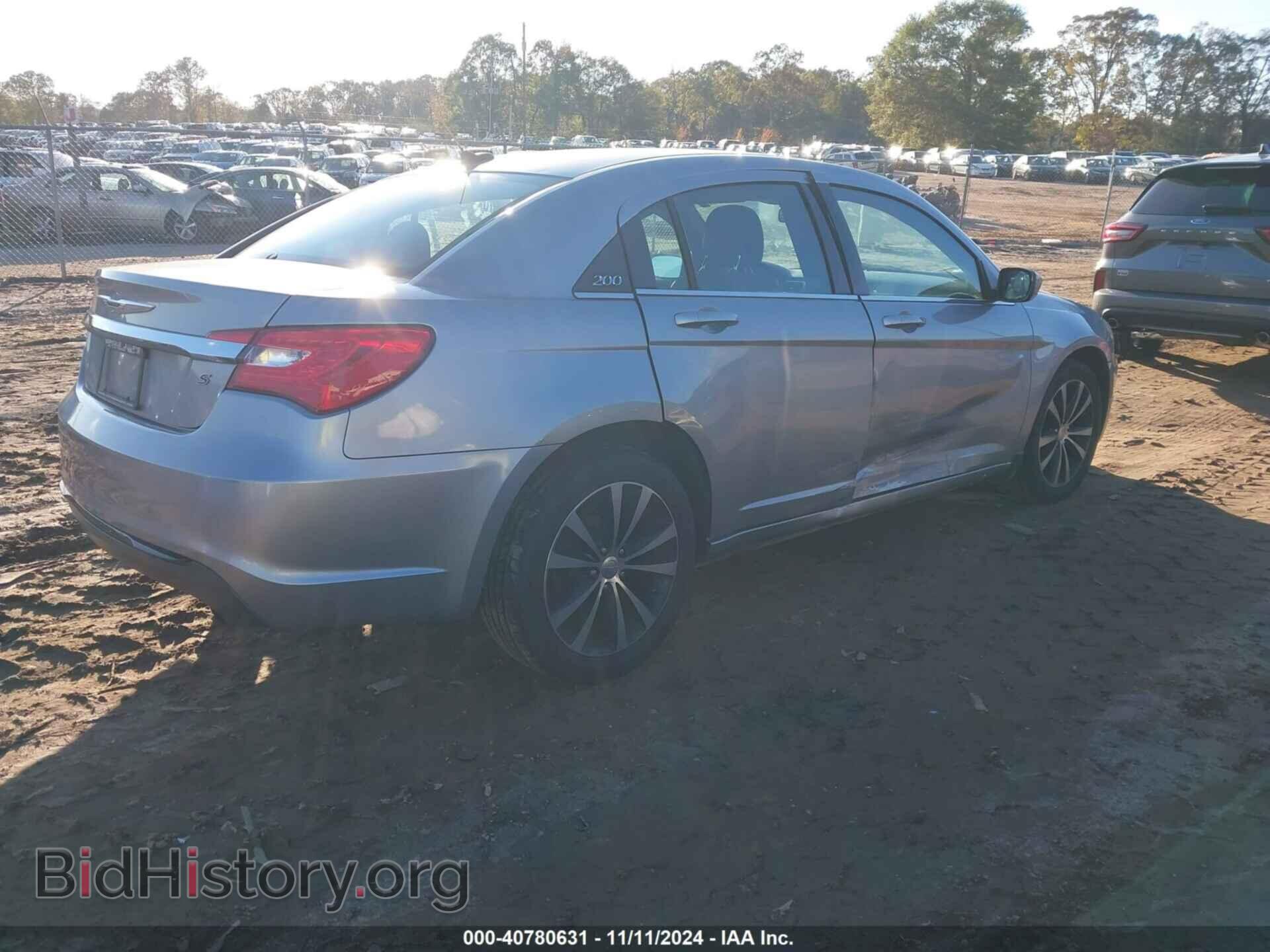 2014 CHRYSLER 200 - VIN: 1C3CCBBB9EN112115 - Фото 4
