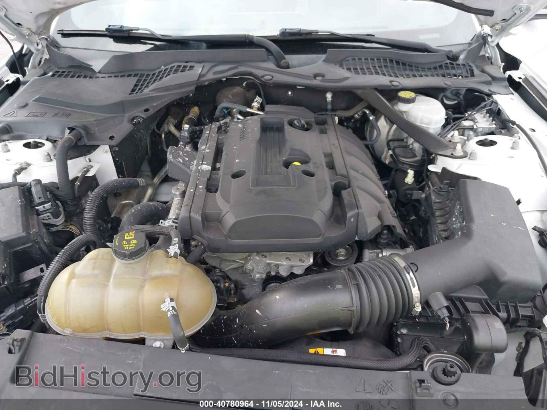 2018 FORD MUSTANG - VIN: 1FATP8UH9J5124401 - Фото 10