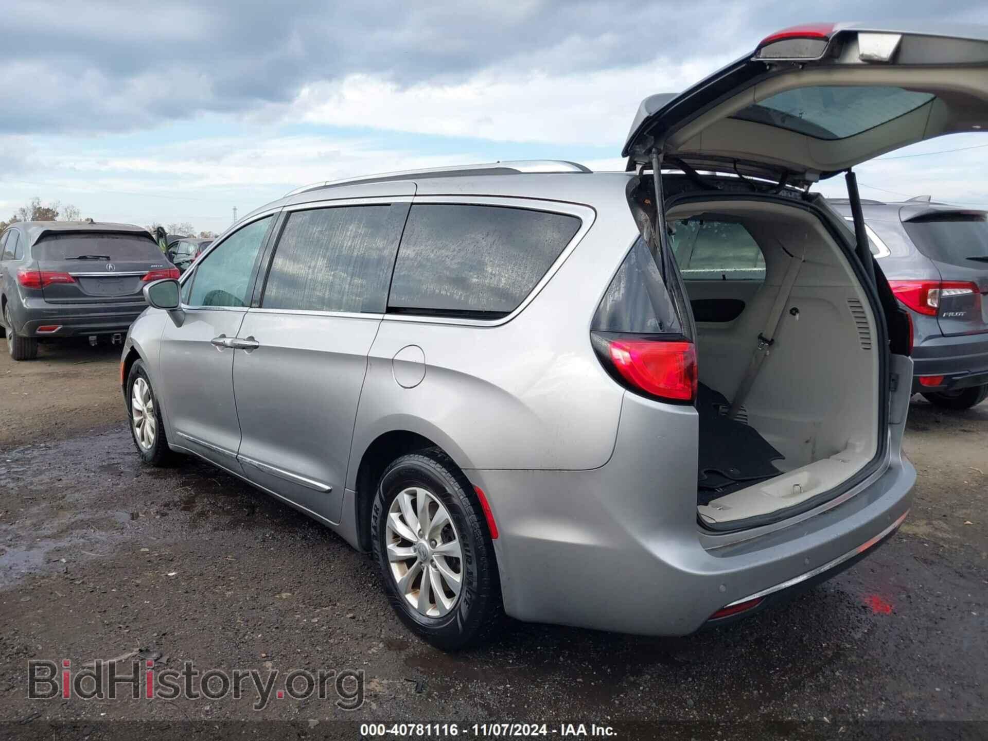 2019 CHRYSLER PACIFICA - VIN: 2C4RC1BG4KR613133 - Фото 3