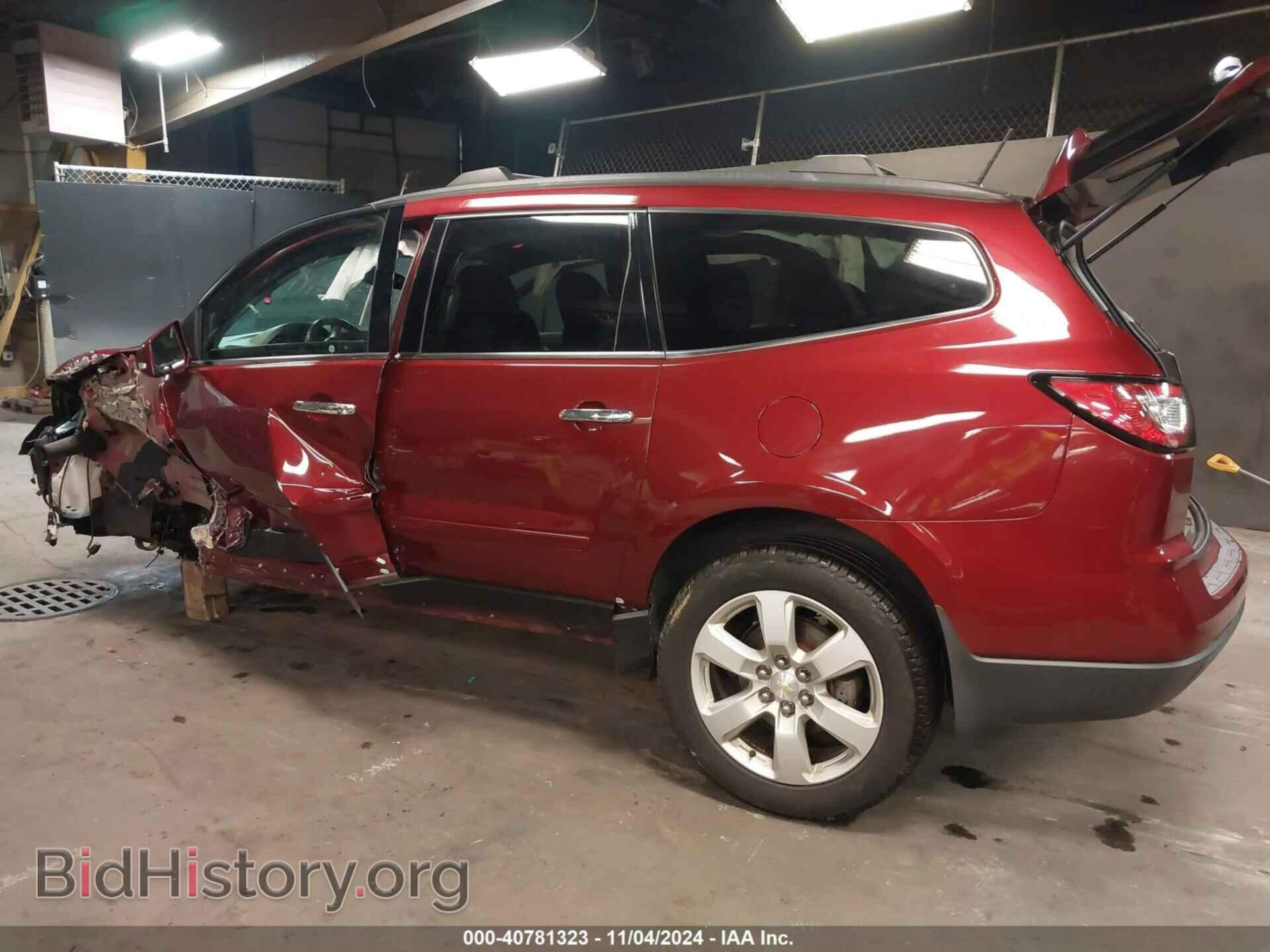 2017 CHEVROLET TRAVERSE - VIN: 1GNKRGKD4HJ125099 - Фото 3