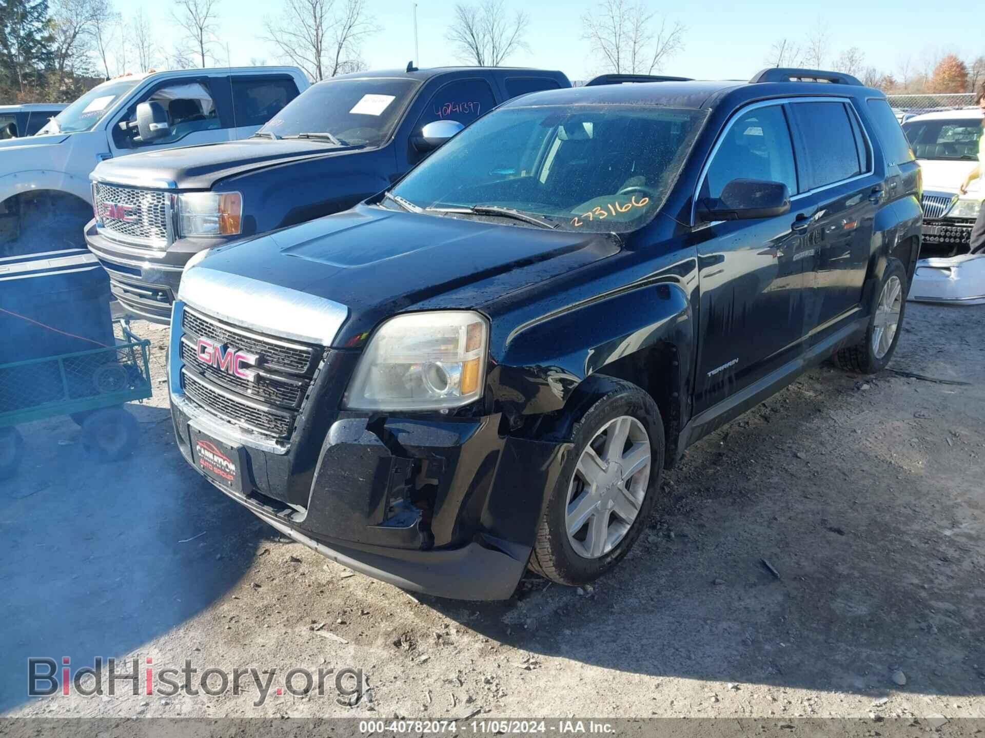 2011 GMC TERRAIN - VIN: 2CTALSEC3B6273166 - Photo 2