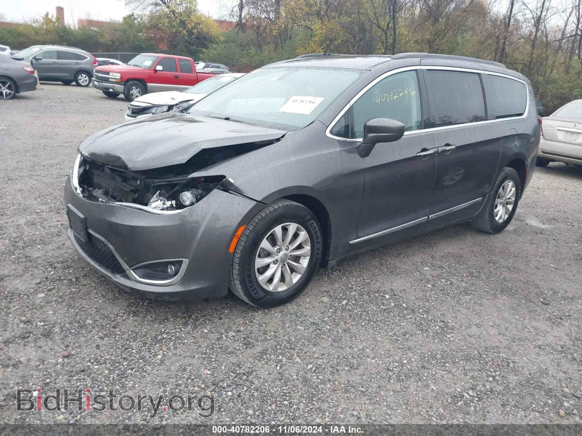 2017 CHRYSLER PACIFICA - VIN: 2C4RC1BG4HR795828 - Photo 2
