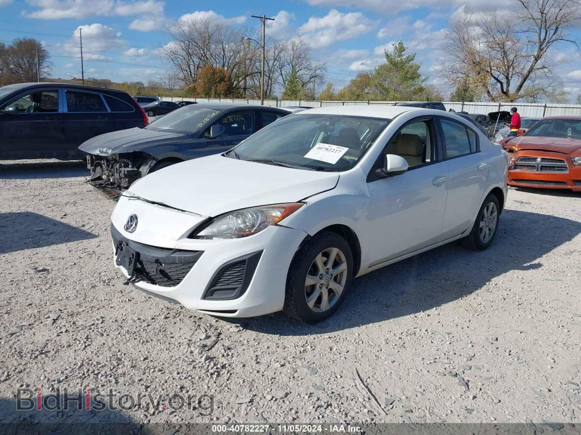 2011 MAZDA MAZDA3 - VIN: JM1BL1VG5B1426081 - Фото 2