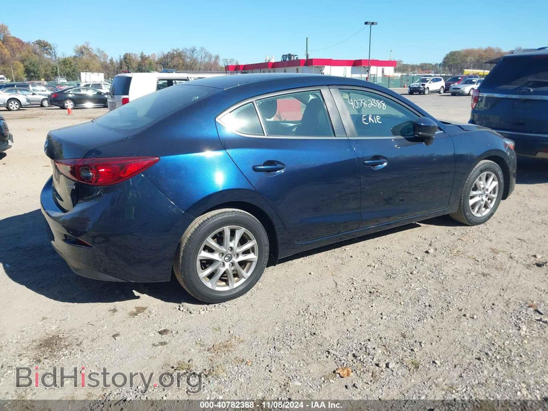 2017 MAZDA MAZDA3 - VIN: 3MZBN1U74HM121823 - Фото 4