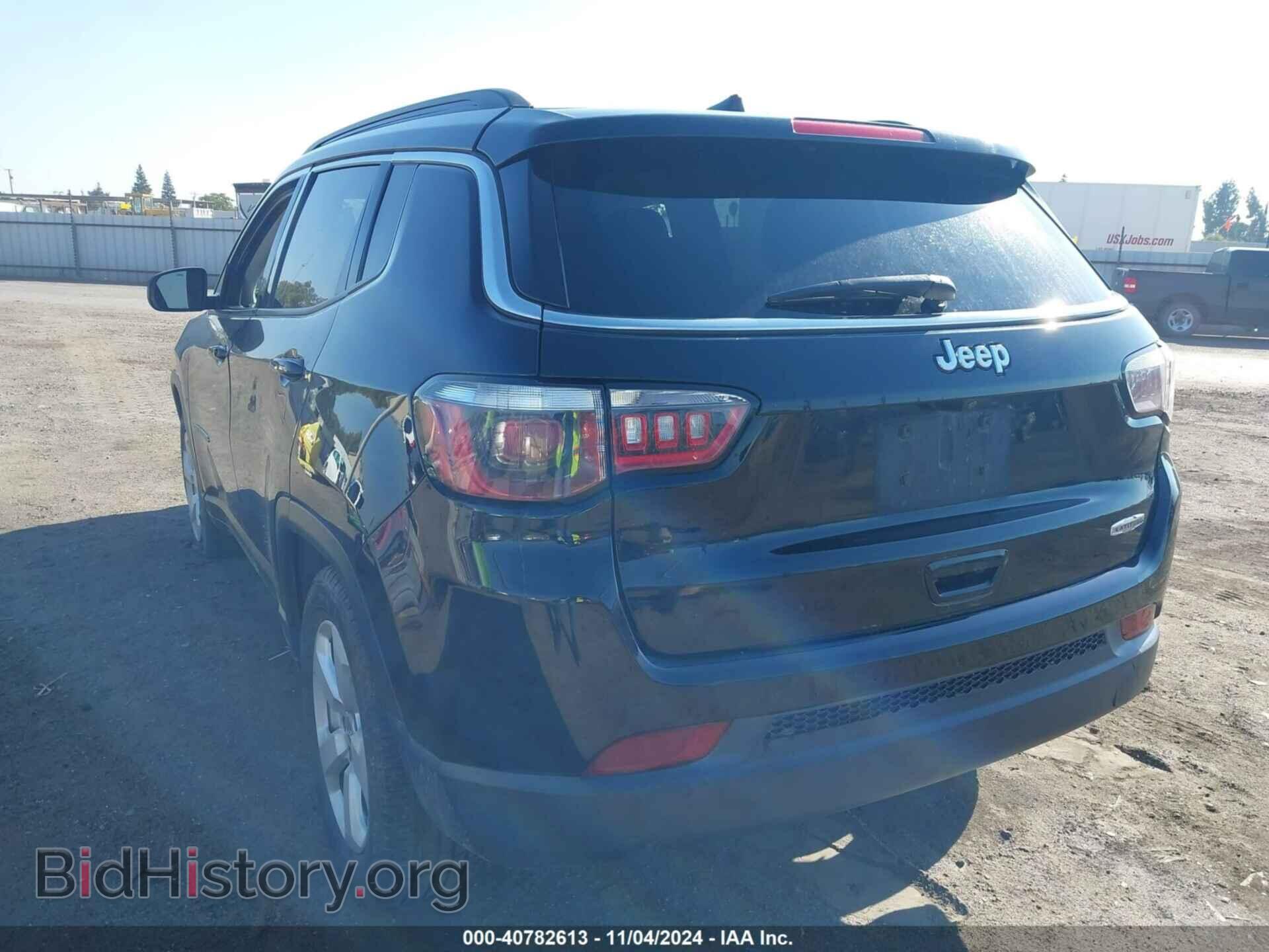 2018 JEEP COMPASS - VIN: 3C4NJCBB9JT226108 - Фото 3