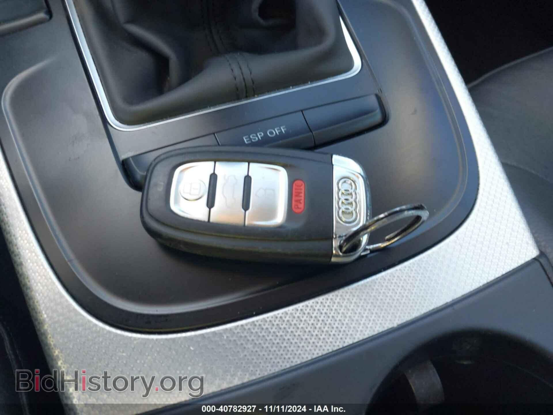 2010 AUDI A5 - VIN: WAURFAFR2AA078385 - Фото 11
