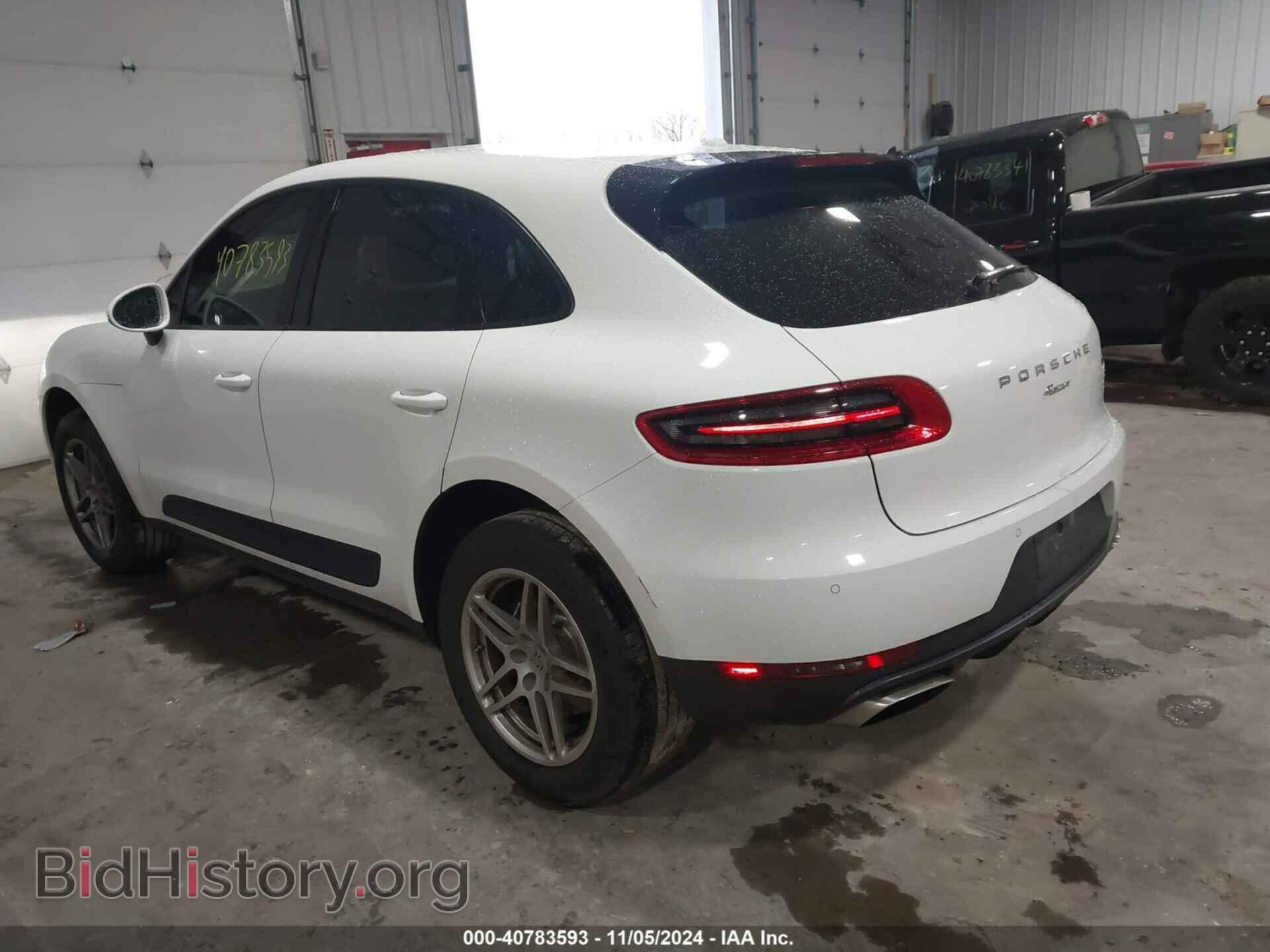 2017 PORSCHE MACAN - VIN: WP1AA2A54HLB08279 - Photo 3