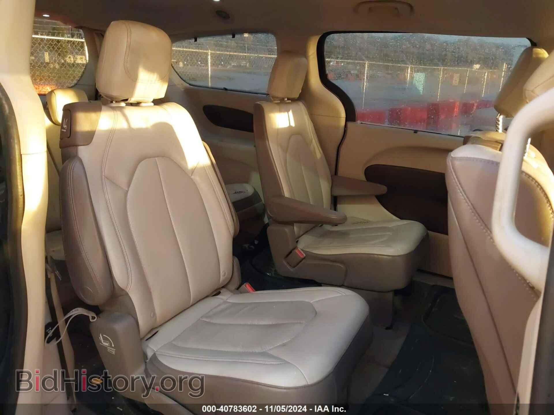 2017 CHRYSLER PACIFICA - VIN: 2C4RC1EG3HR594546 - Photo 8