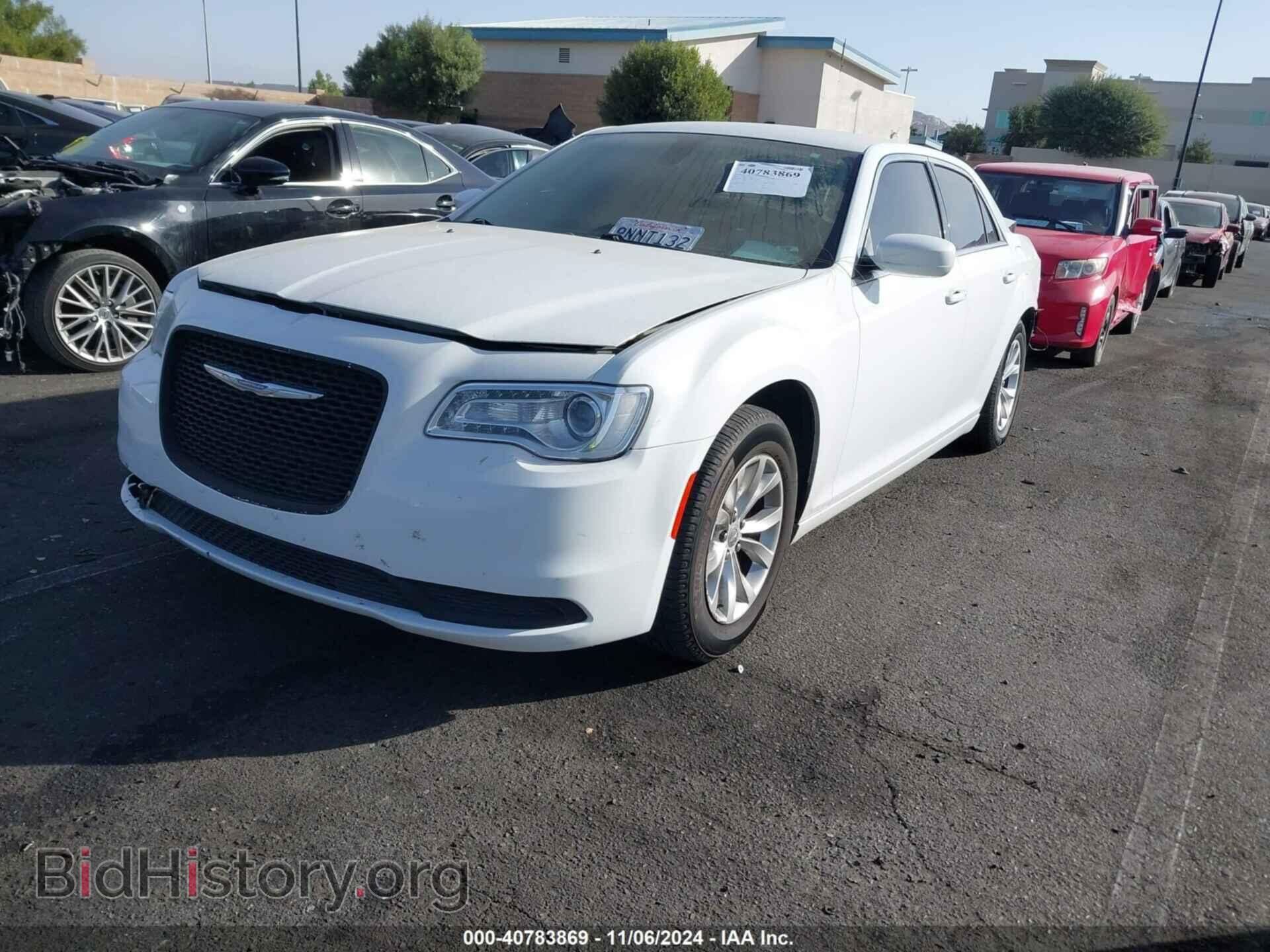 2016 CHRYSLER 300 - VIN: 2C3CCAAG8GH206912 - Фото 2