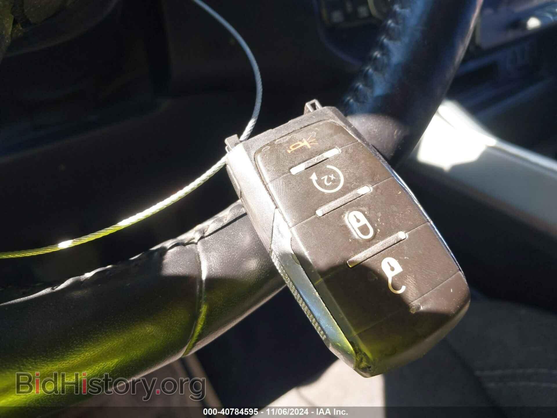 2020 RAM 1500 - VIN: 1C6SRFFT0LN388655 - Фото 11