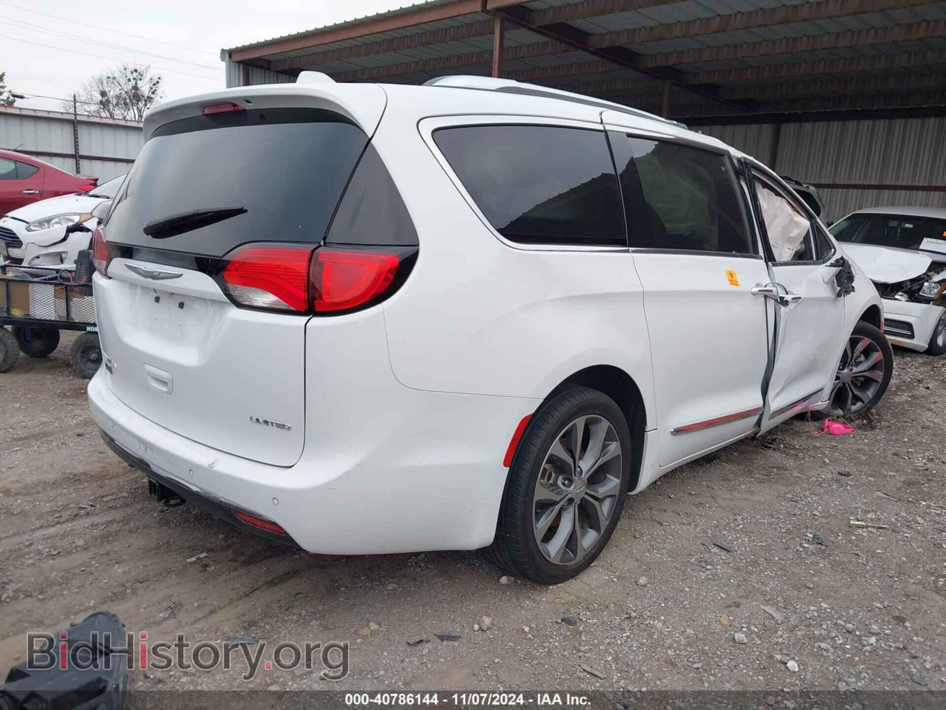 2017 CHRYSLER PACIFICA - VIN: 2C4RC1GGXHR527889 - Photo 4