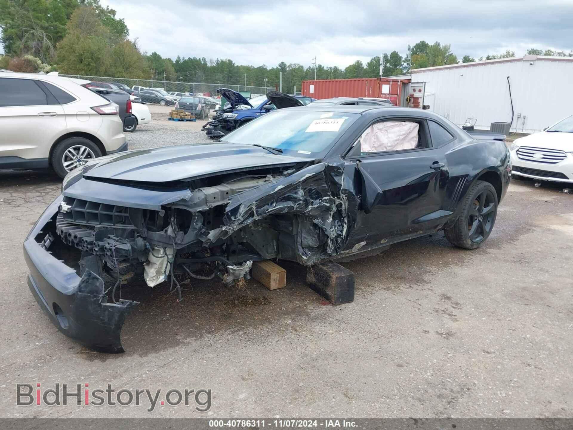 2010 CHEVROLET CAMARO - VIN: 2G1FB1EV1A9206541 - Фото 2