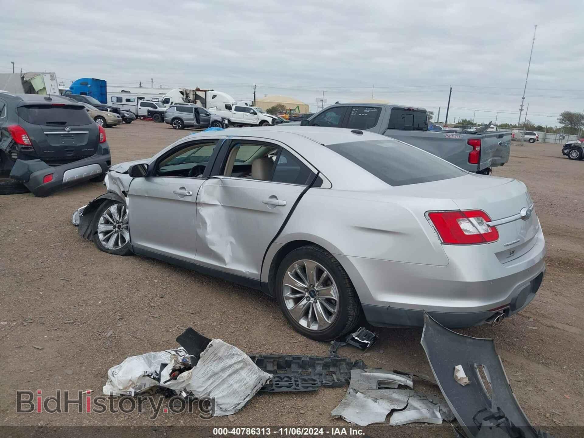 2011 FORD TAURUS - VIN: 1FAHP2FW5BG105929 - Photo 3