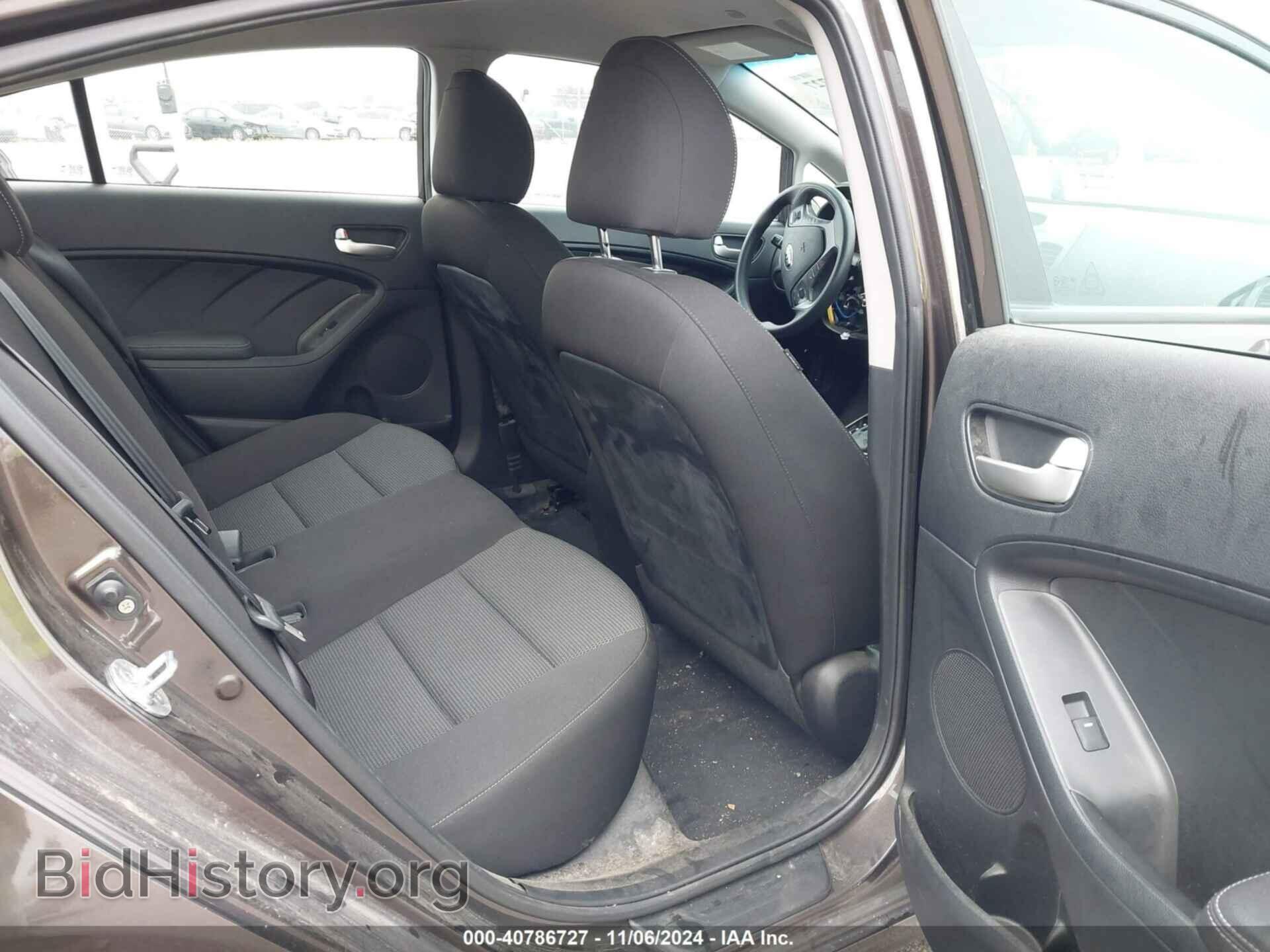 2017 KIA FORTE - VIN: 3KPFK4A76HE058186 - Фото 8