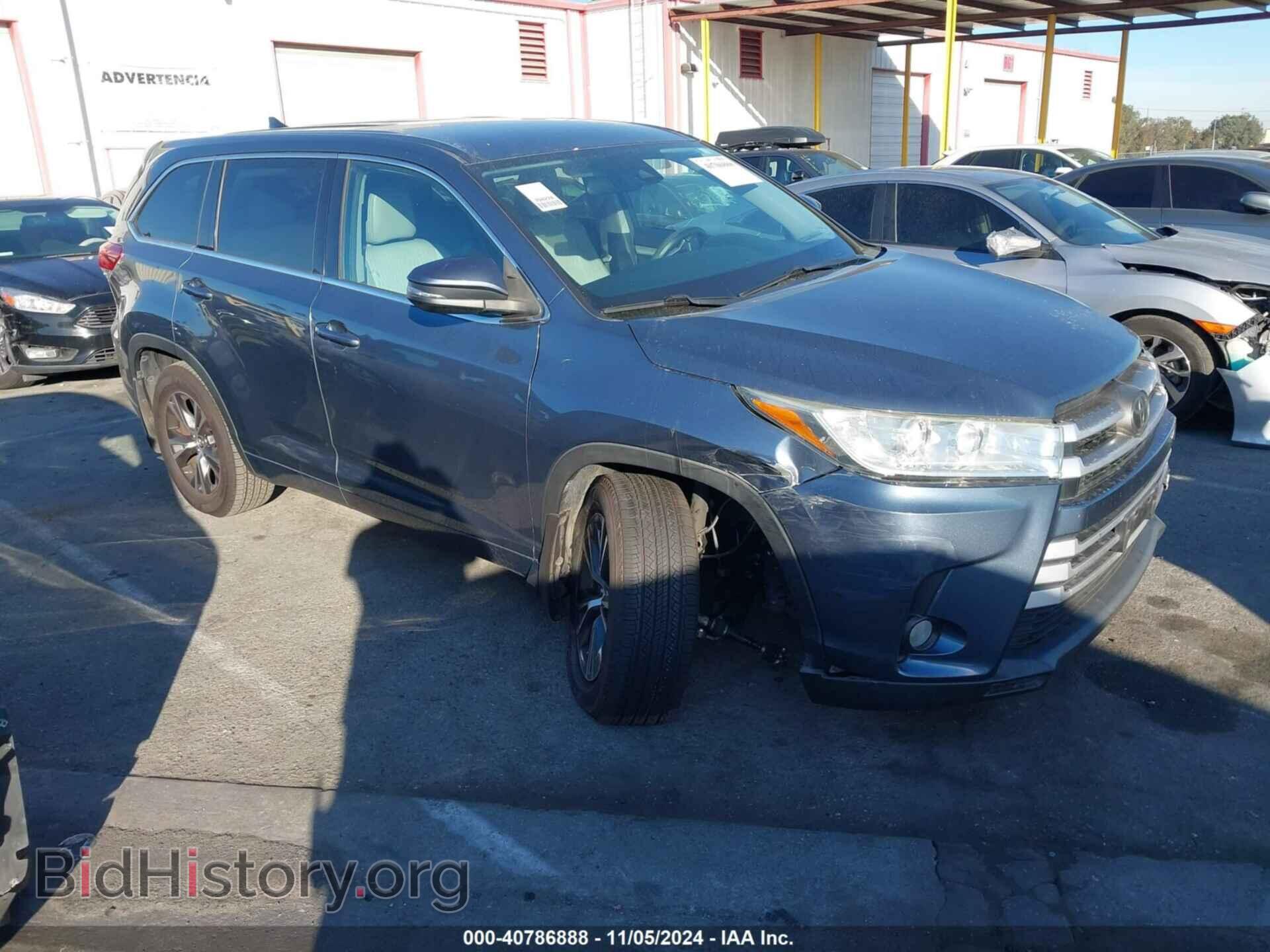 Фотография 5TDZZRFH6HS234019 - TOYOTA HIGHLANDER 2017