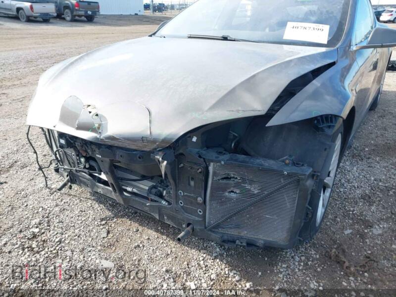 2016 Tesla MODEL S (VIN 5YJSA1E22GF132842) — фото 6 из 18