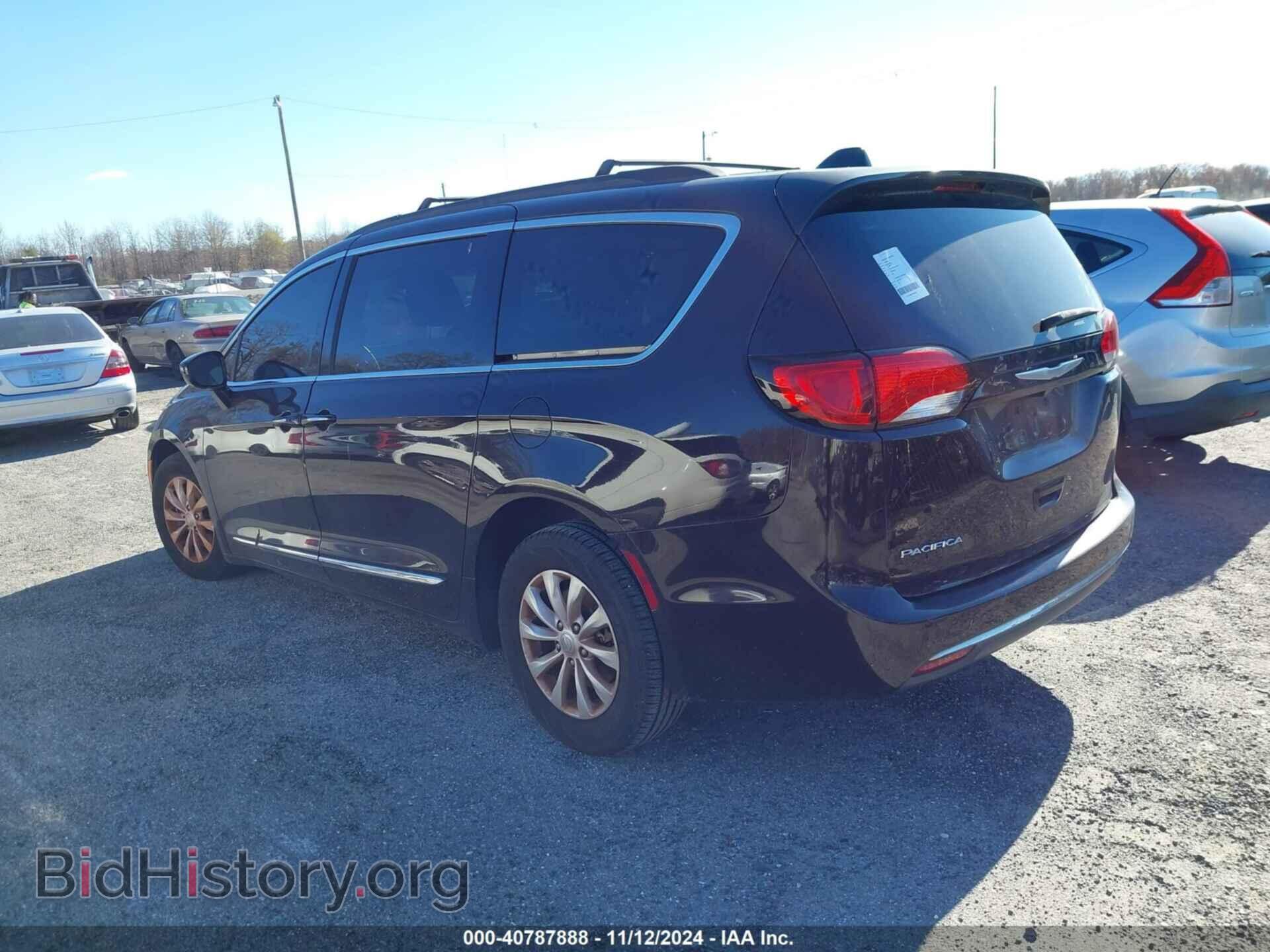 2017 CHRYSLER PACIFICA - VIN: 2C4RC1BG9HR803714 - Фото 3
