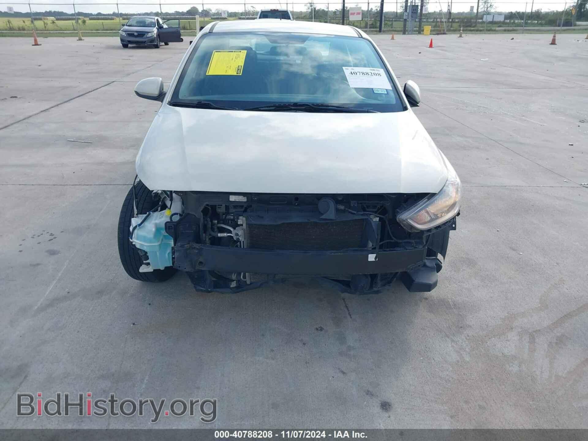 2019 HYUNDAI ACCENT - VIN: 3KPC24A3XKE065231 - Фото 6