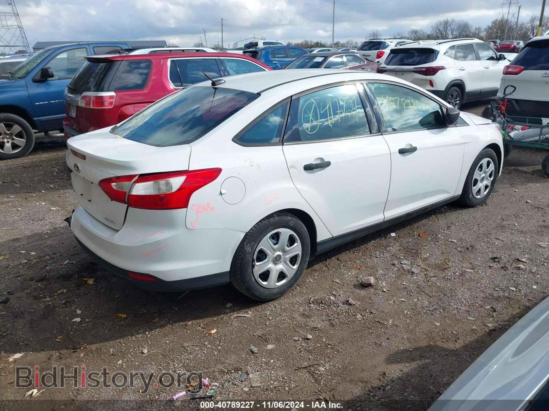 2014 FORD FOCUS - VIN: 1FADP3E23EL417827 - Фото 4