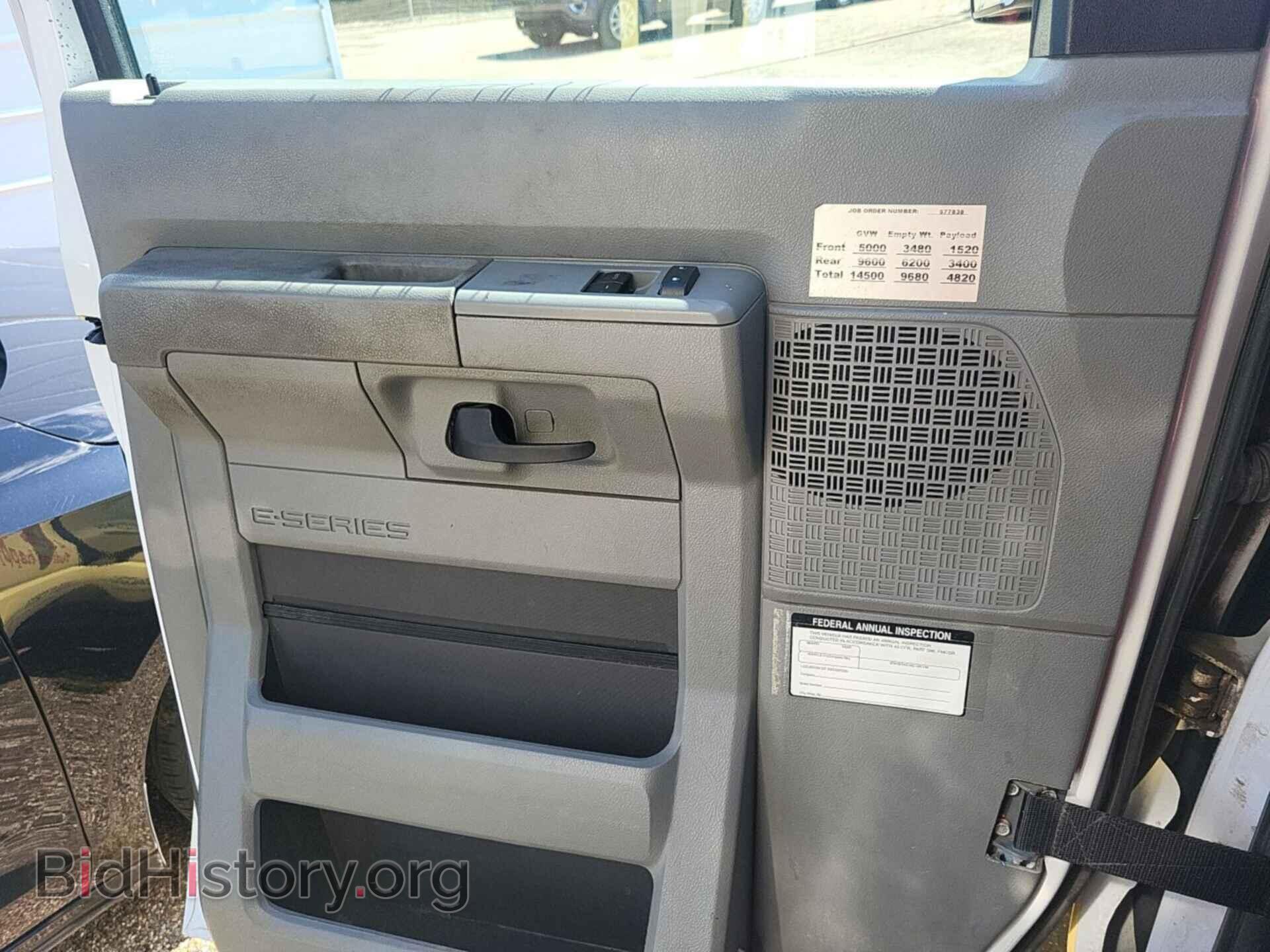 2018 FORD ECONOLINE - VIN: 1FDXE4FS4JDC24930 - Фото 4