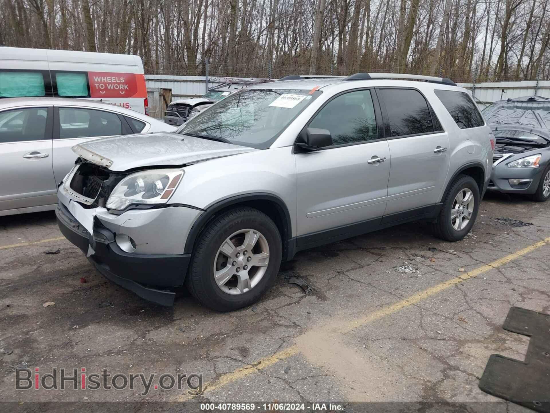 2011 GMC ACADIA - VIN: 1GKKVPEDXBJ287797 - Фото 2