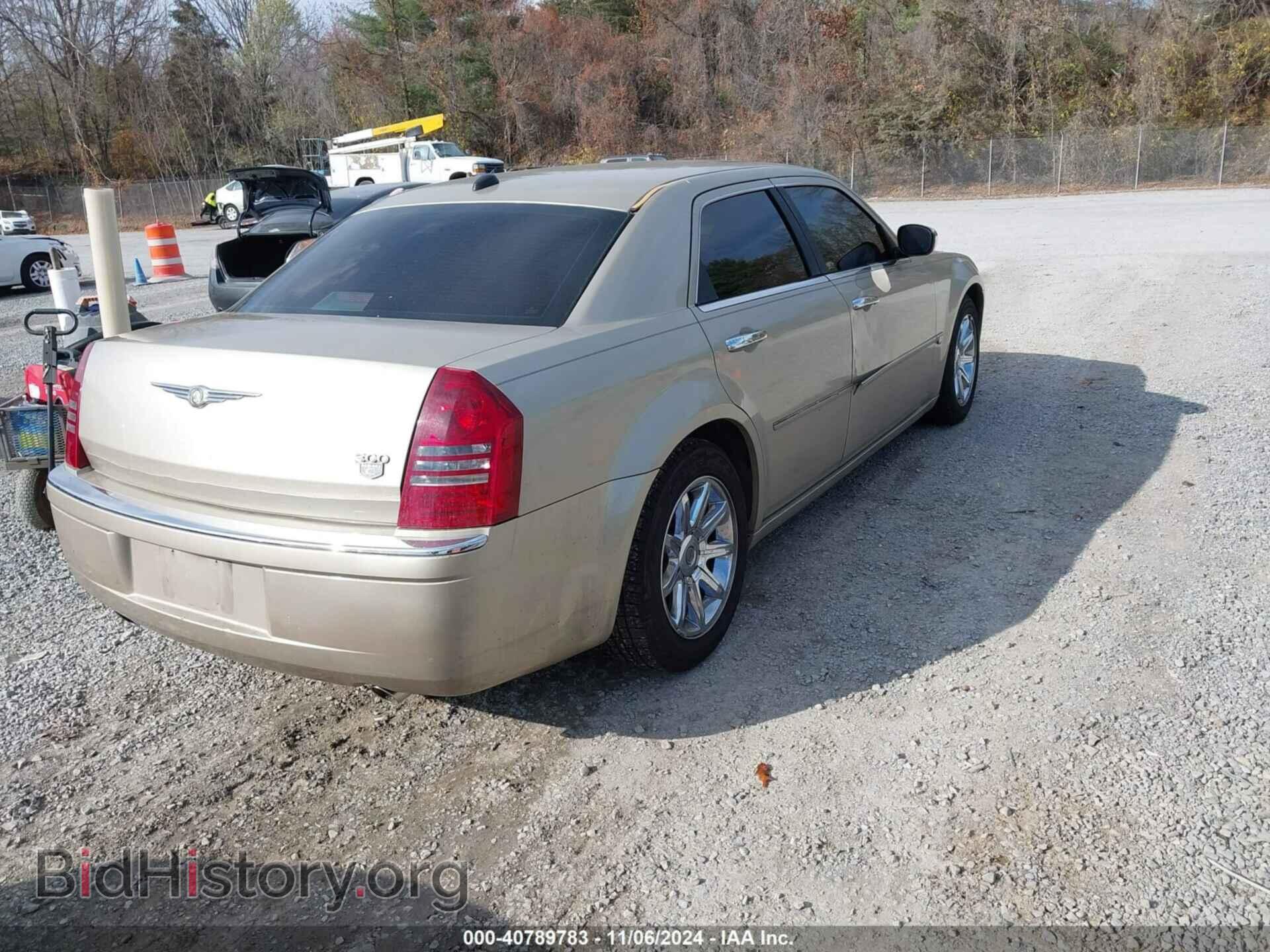 2006 CHRYSLER 300C - VIN: 2C3KA63H46H170316 - Фото 4