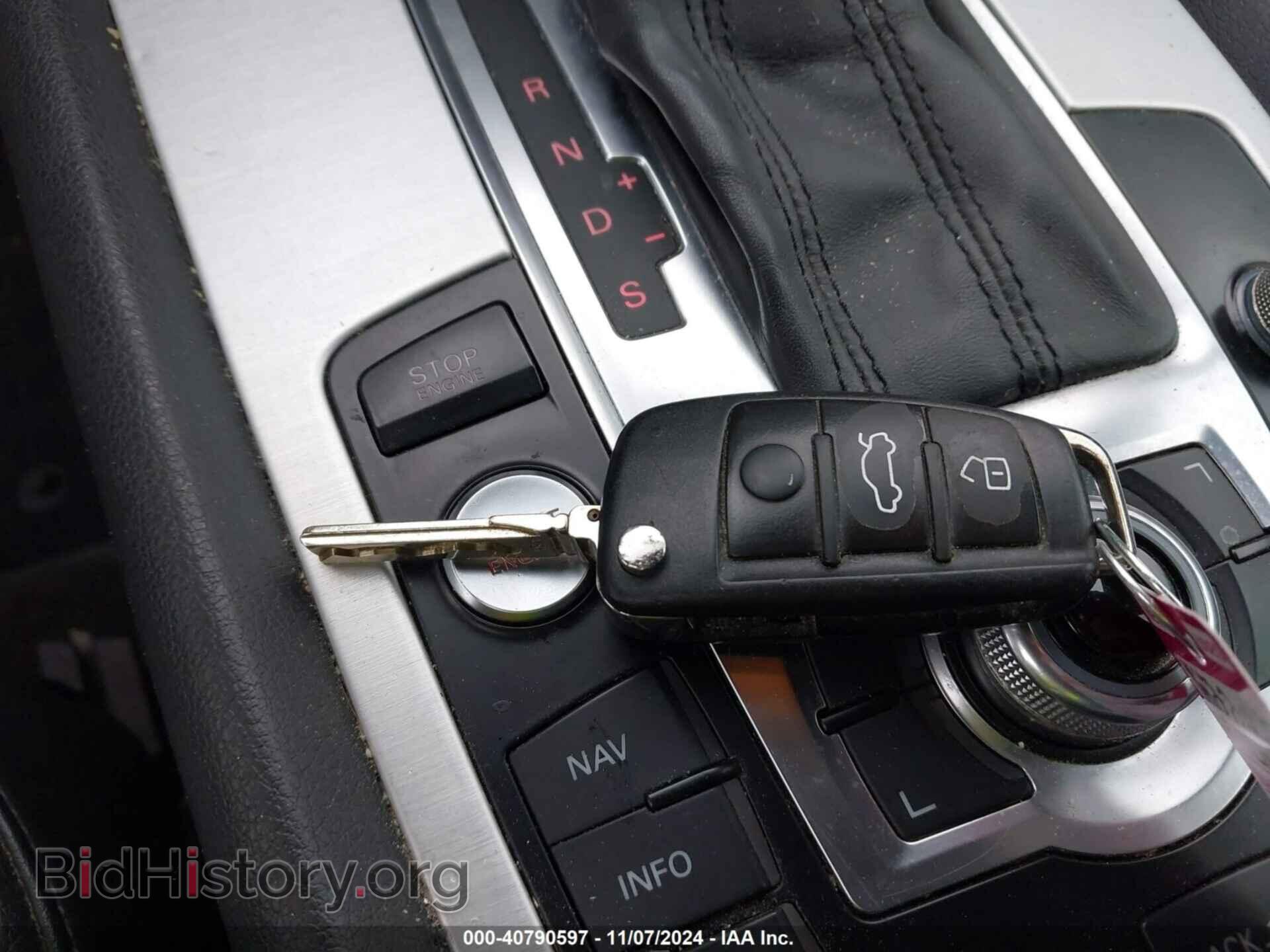 2013 AUDI Q7 - VIN: WA1WMAFE9DD015936 - Фото 11