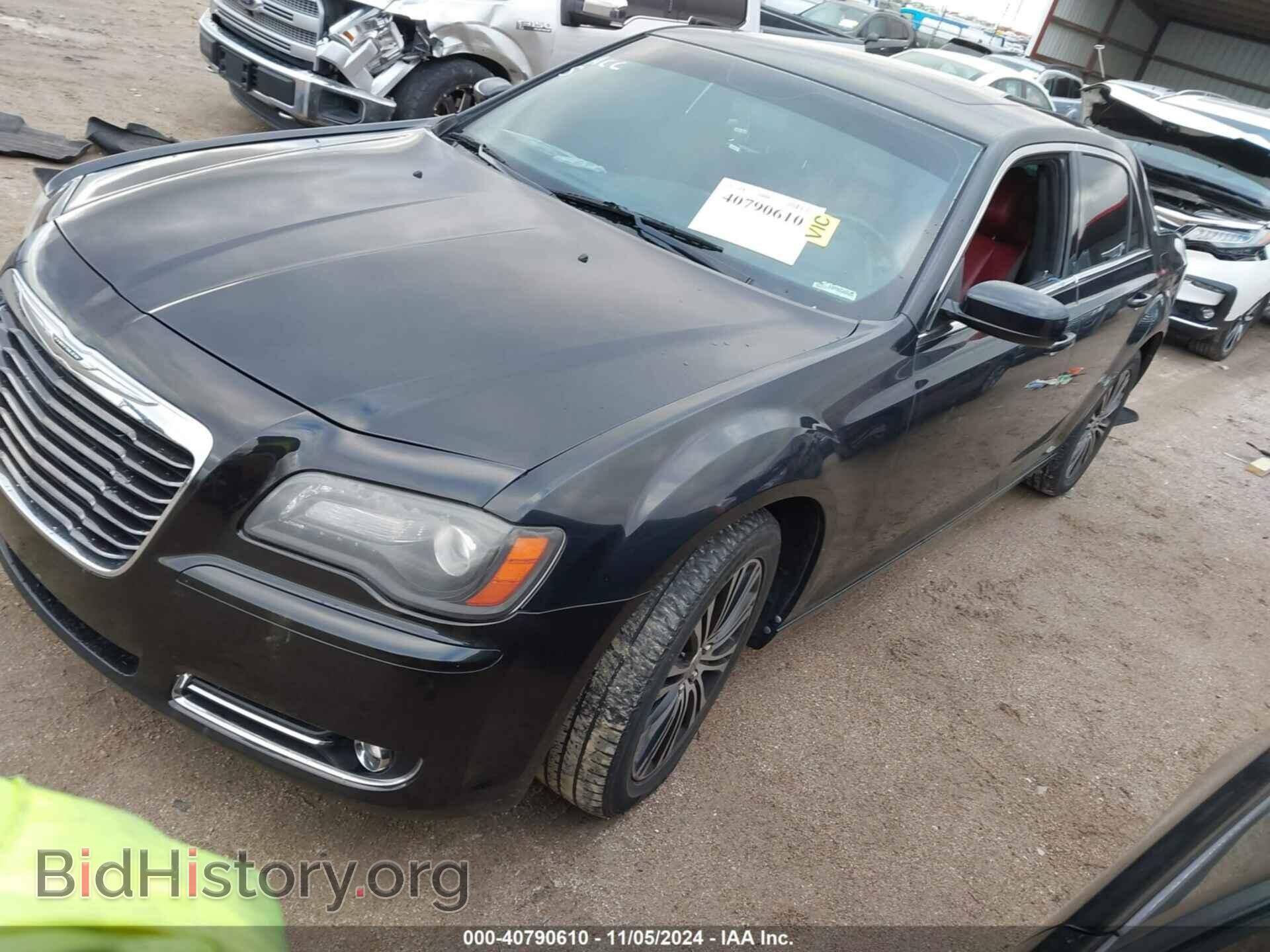 2014 CHRYSLER 300 - VIN: 2C3CCAGG7EH203133 - Фото 2