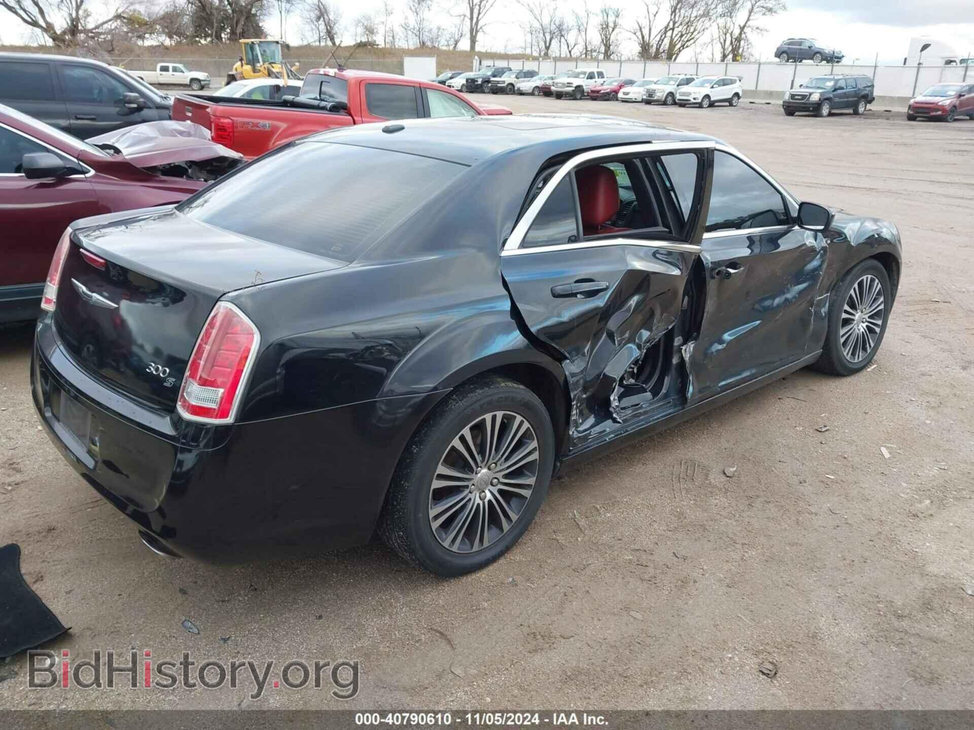 2014 CHRYSLER 300 - VIN: 2C3CCAGG7EH203133 - Фото 4