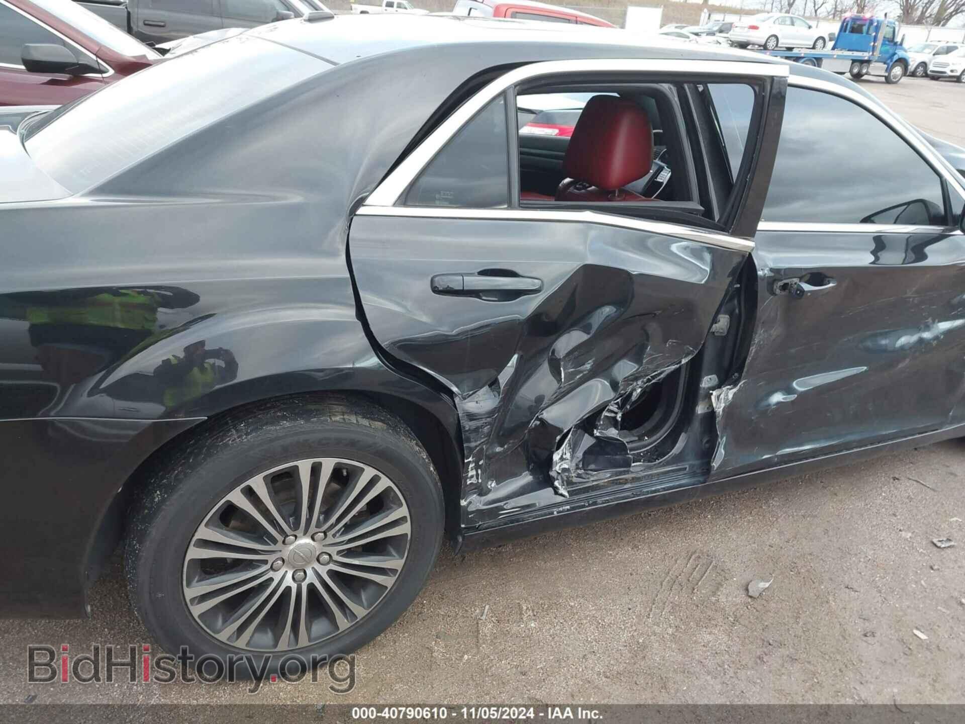 2014 CHRYSLER 300 - VIN: 2C3CCAGG7EH203133 - Фото 6