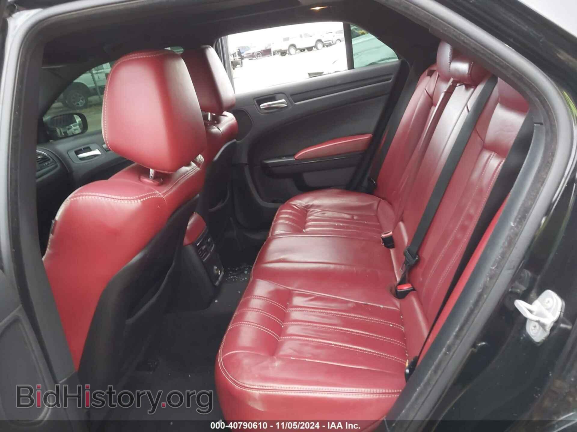 2014 CHRYSLER 300 - VIN: 2C3CCAGG7EH203133 - Фото 8
