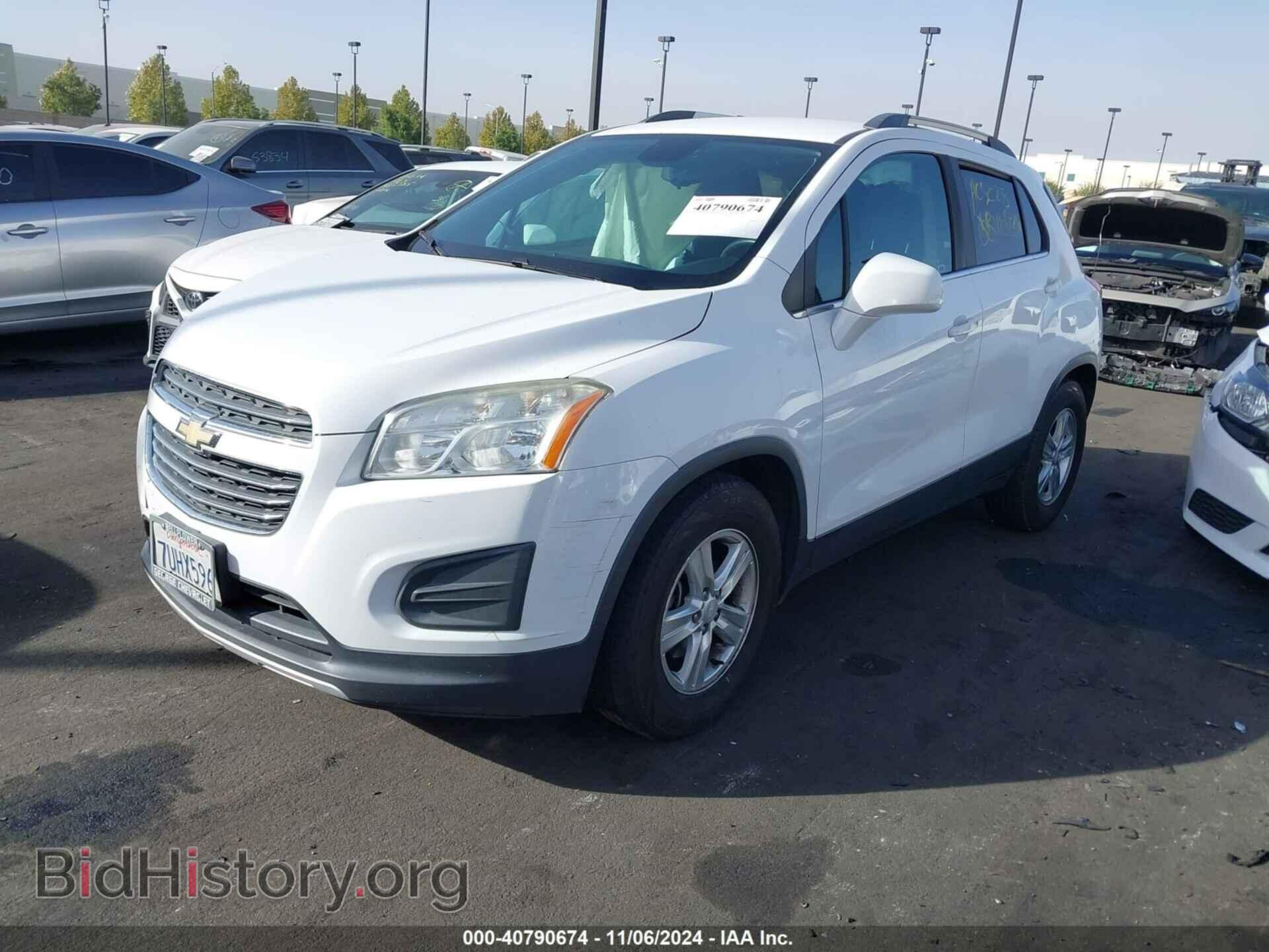 2016 CHEVROLET TRAX - VIN: 3GNCJLSB5GL265527 - Фото 2