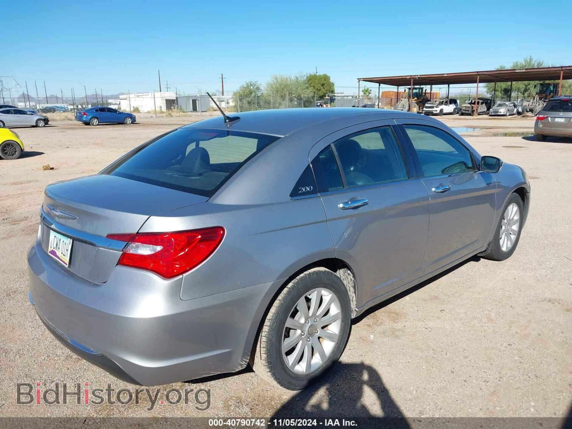 2013 CHRYSLER 200 - VIN: 1C3CCBCG2DN527950 - Фото 4