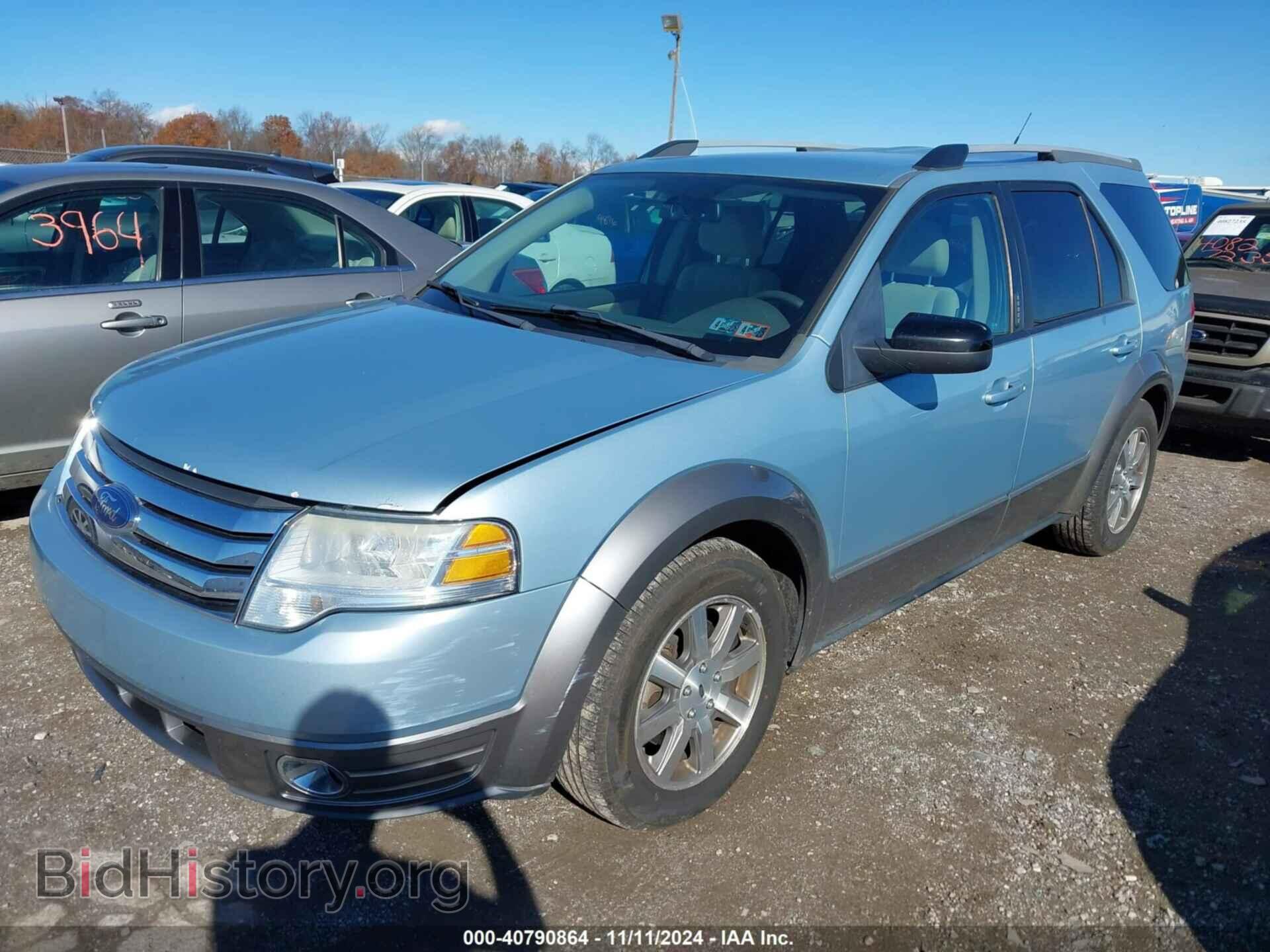 2008 FORD TAURUS X - VIN: 1FMDK05W58GA01975 - Фото 2