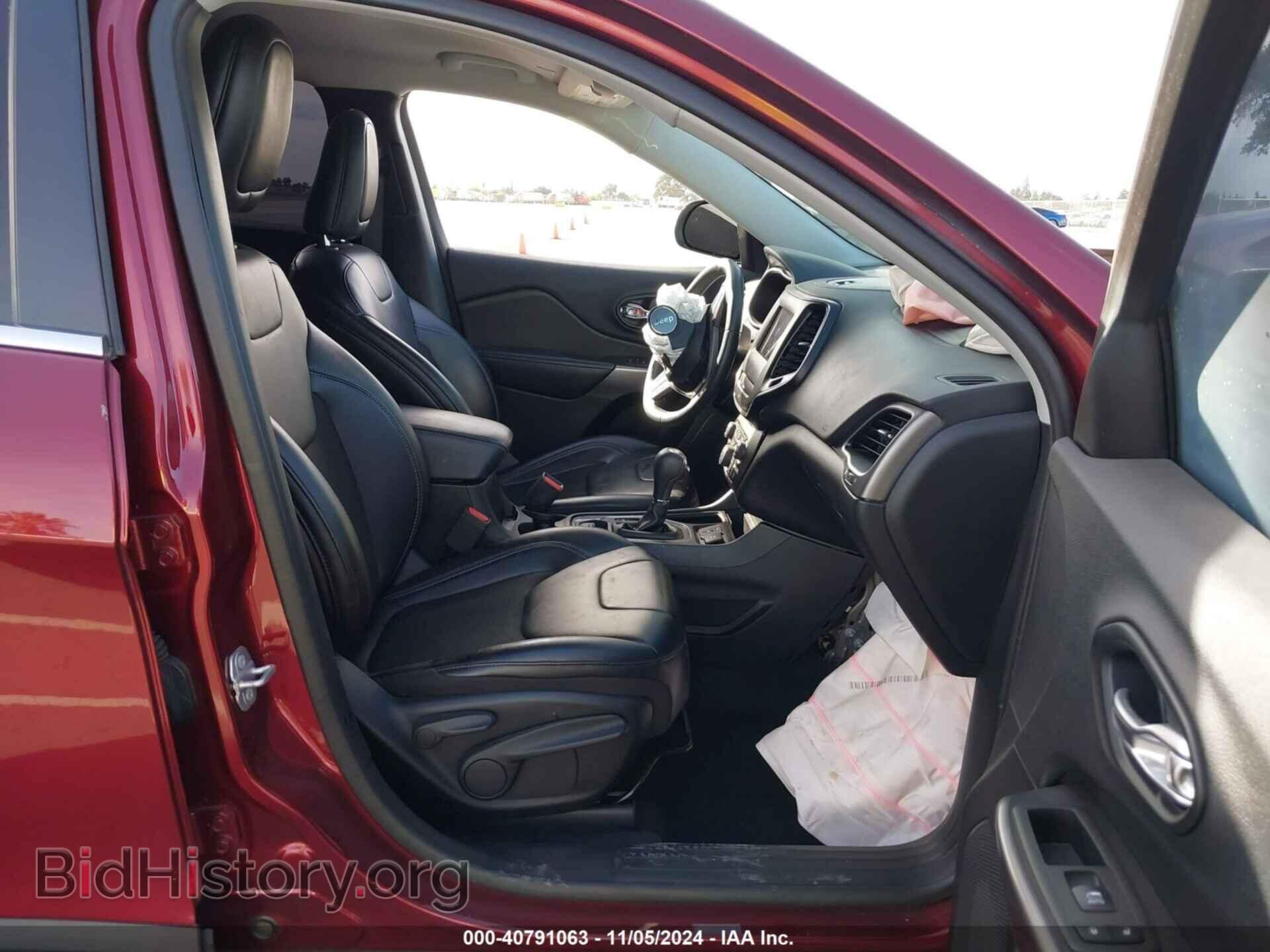 2019 JEEP CHEROKEE - VIN: 1C4PJLLB0KD344384 - Фото 5