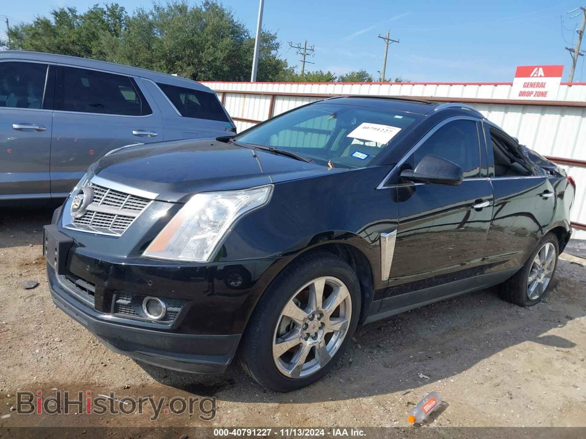 2014 CADILLAC SRX - VIN: 3GYFNCE39ES577975 - Photo 2