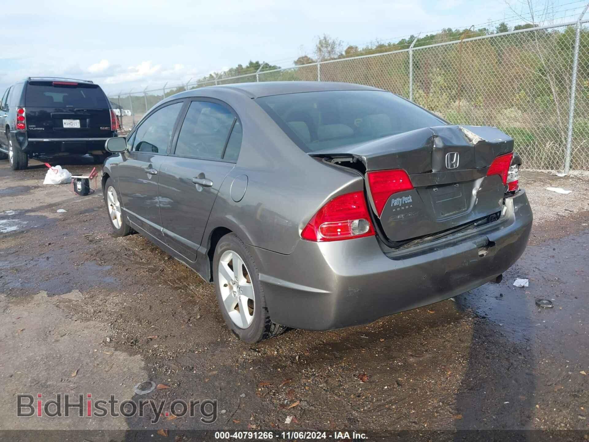 2008 HONDA CIVIC - VIN: 2HGFA16818H329681 - Фото 3