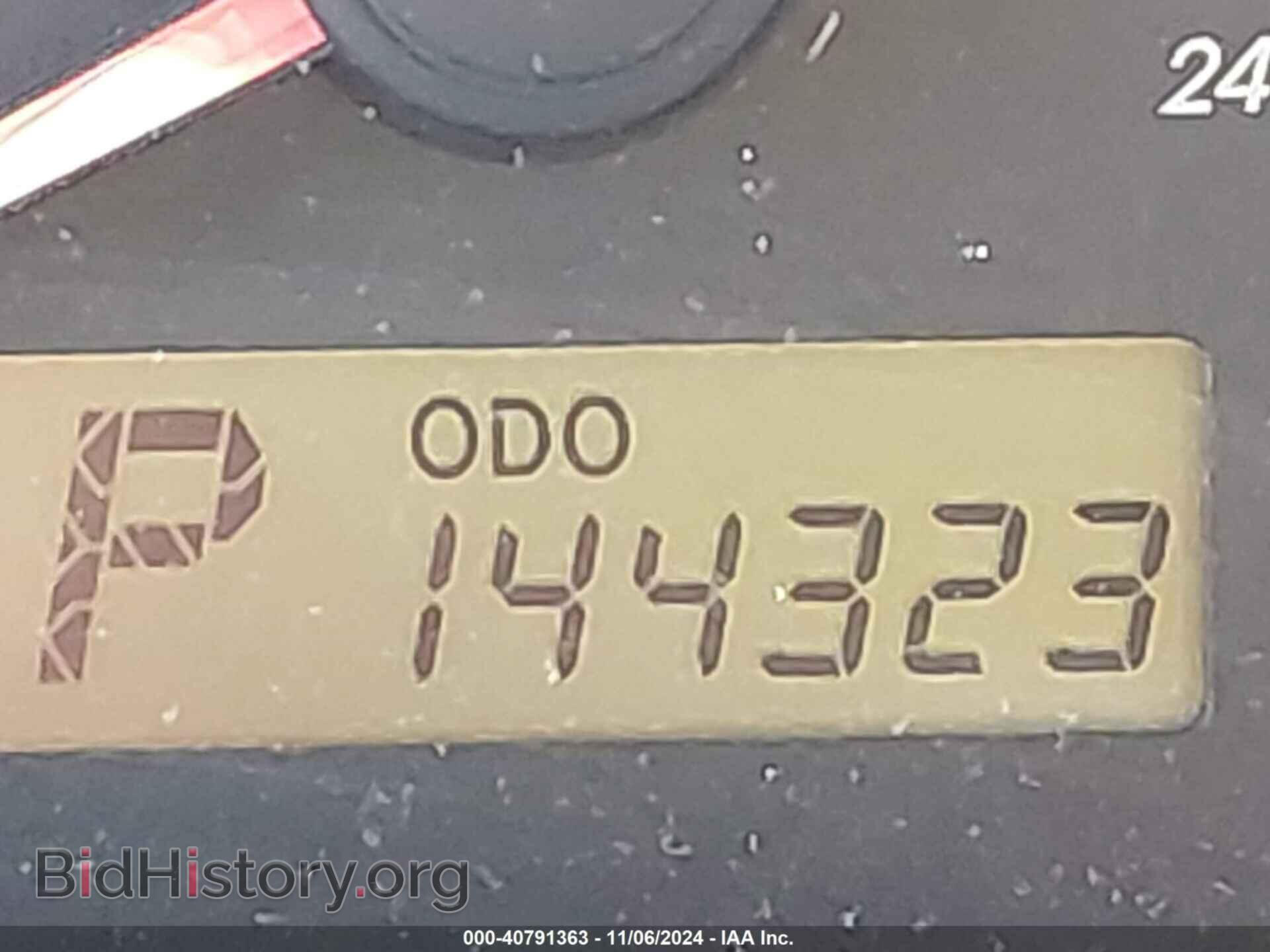 2011 TOYOTA COROLLA - VIN: JTDBU4EEXB9160944 - Фото 15