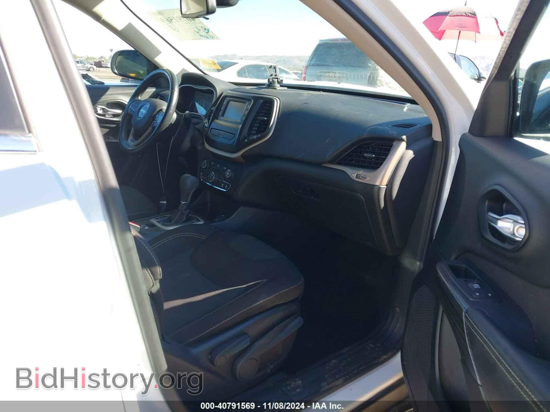 2016 JEEP CHEROKEE - VIN: 1C4PJLCB6GW200348 - Фото 5