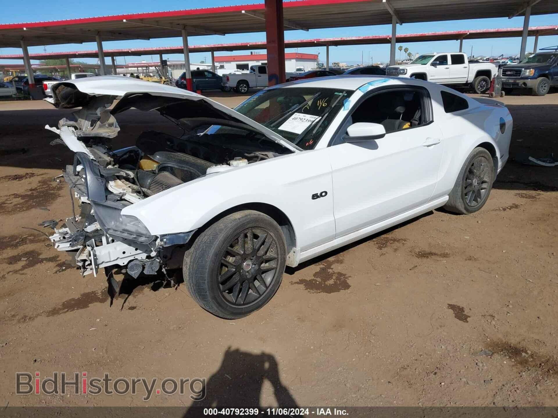 2014 FORD MUSTANG - VIN: 1ZVBP8CF4E5237777 - Фото 2