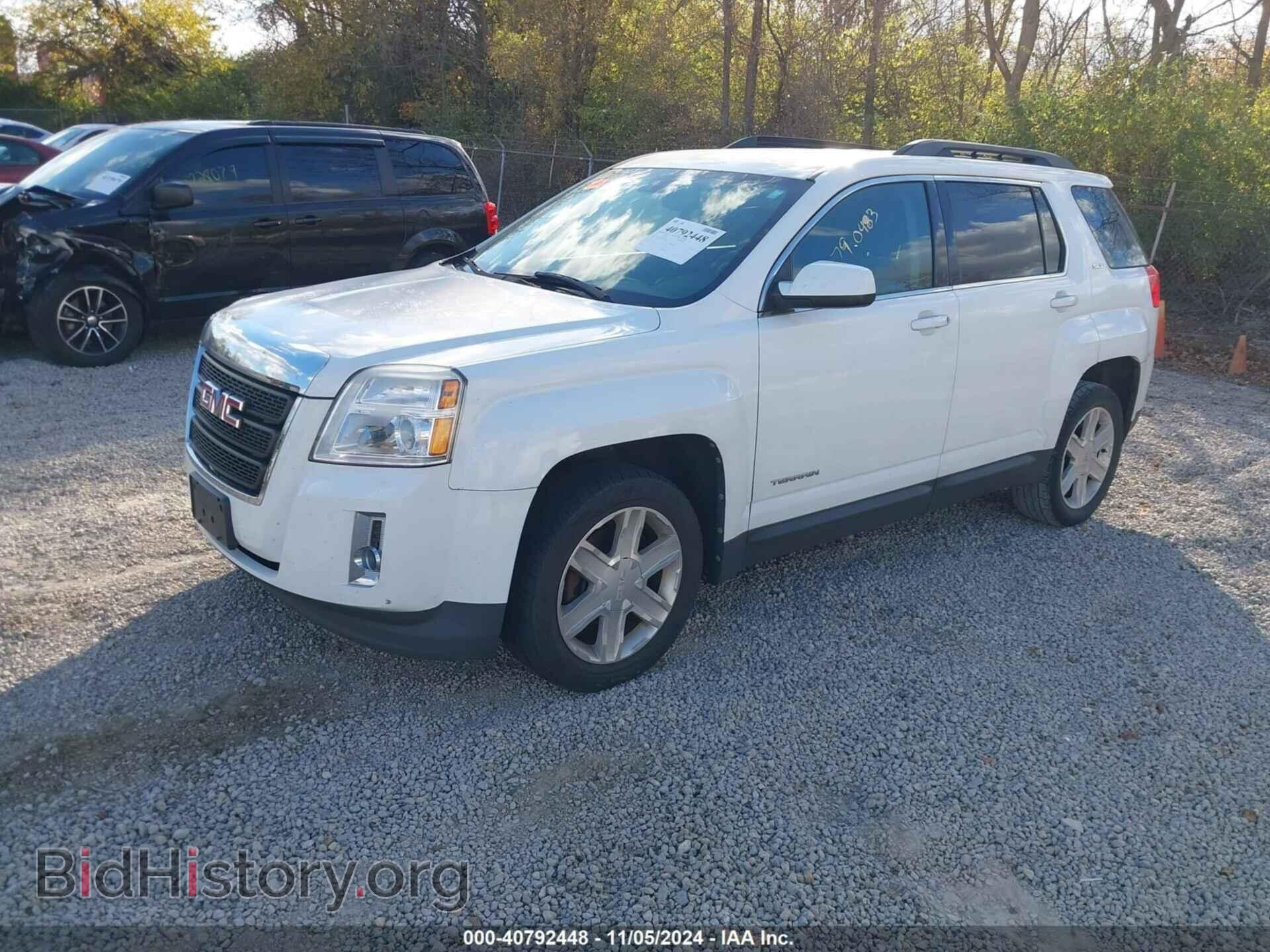 2011 GMC TERRAIN - VIN: 2CTALUEC1B6259519 - Фото 2